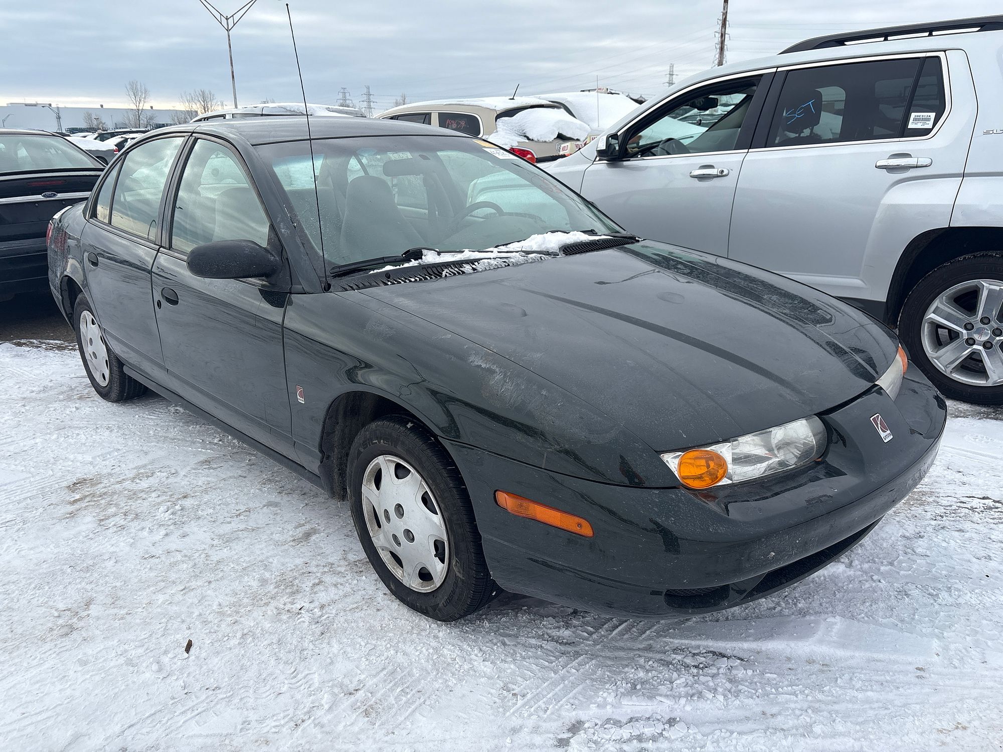 2002 SATURN S SERIES SEDAN - Image 2