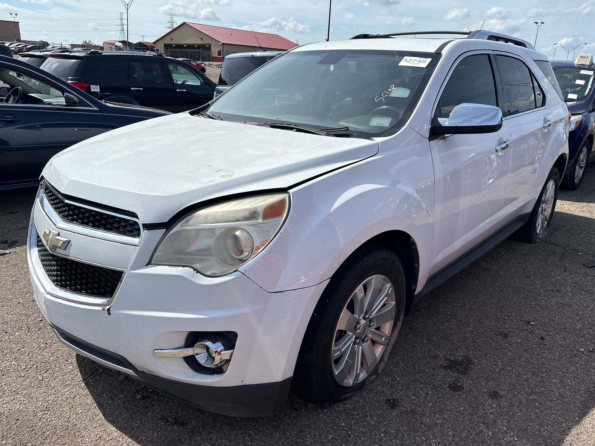 2011 CHEVROLET EQUINOX - Image 1