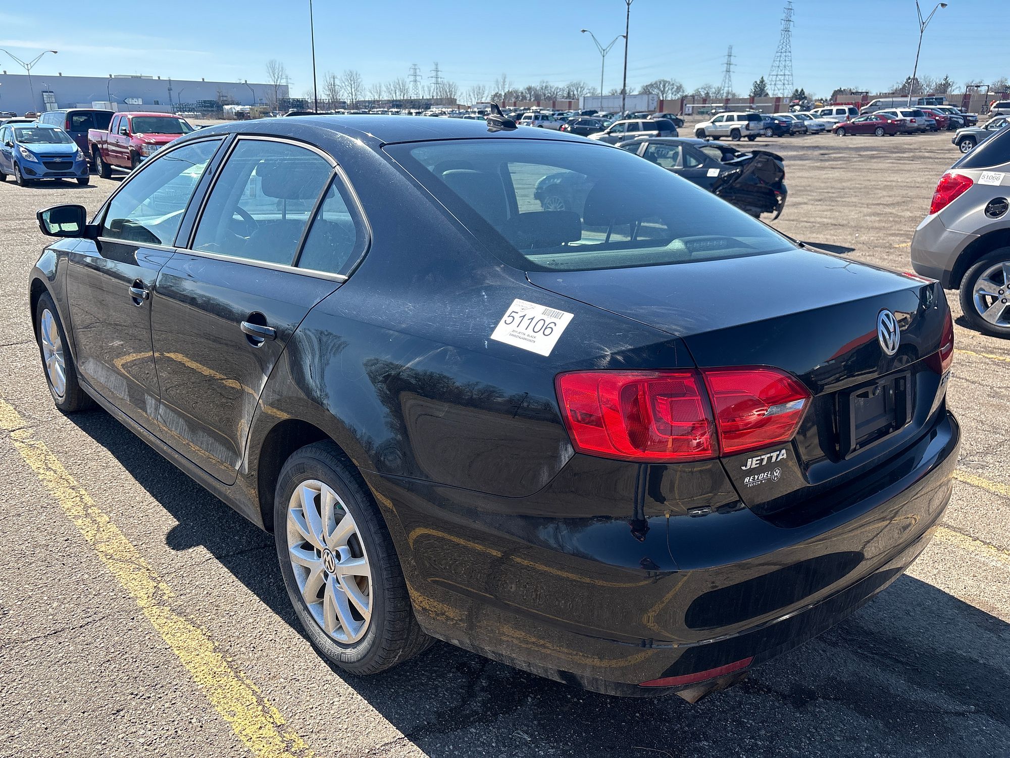 2011 VOLKSWAGEN JETTA - Image 4