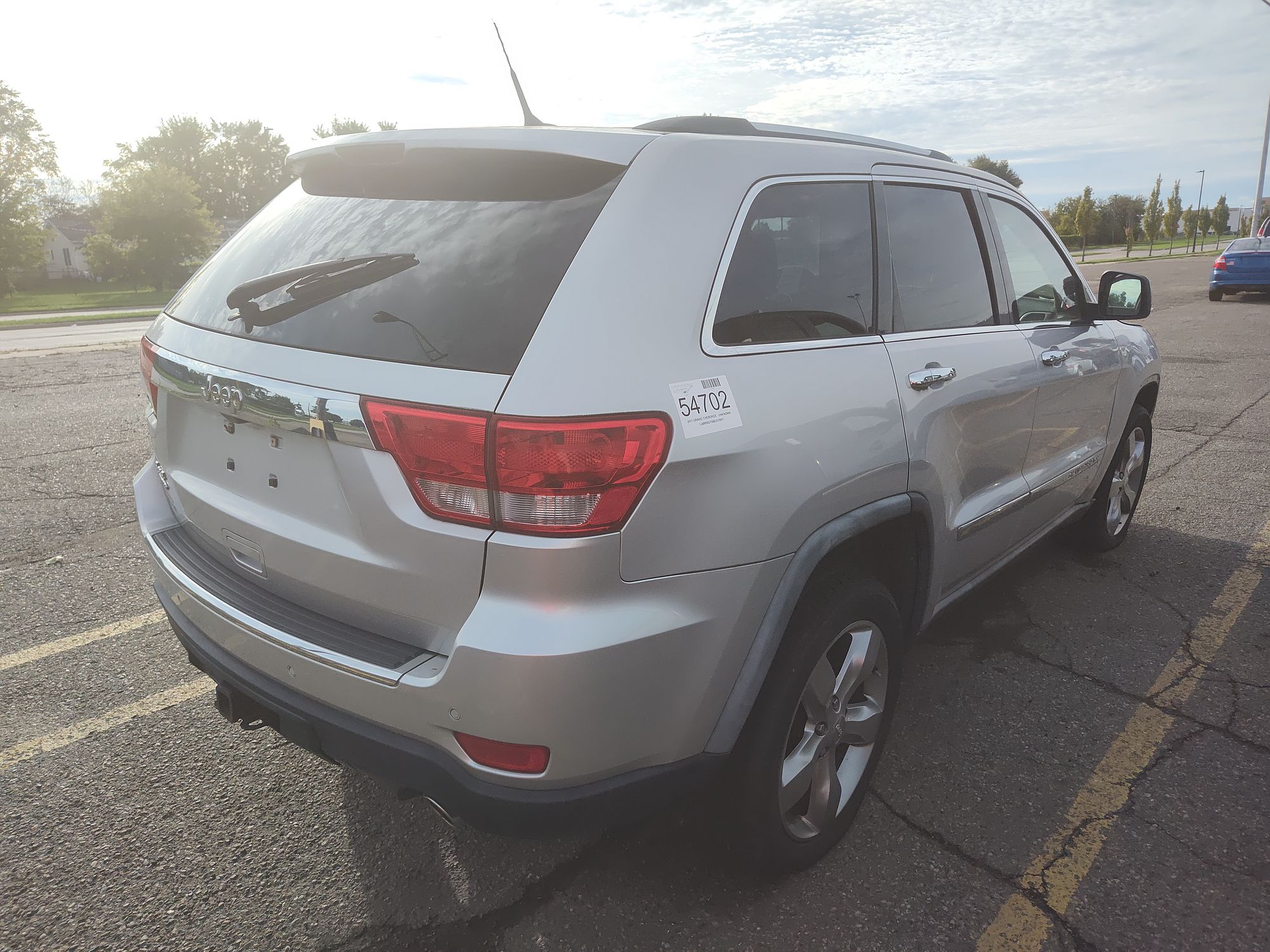2011 JEEP GRAND CHEROKEE - Image 3