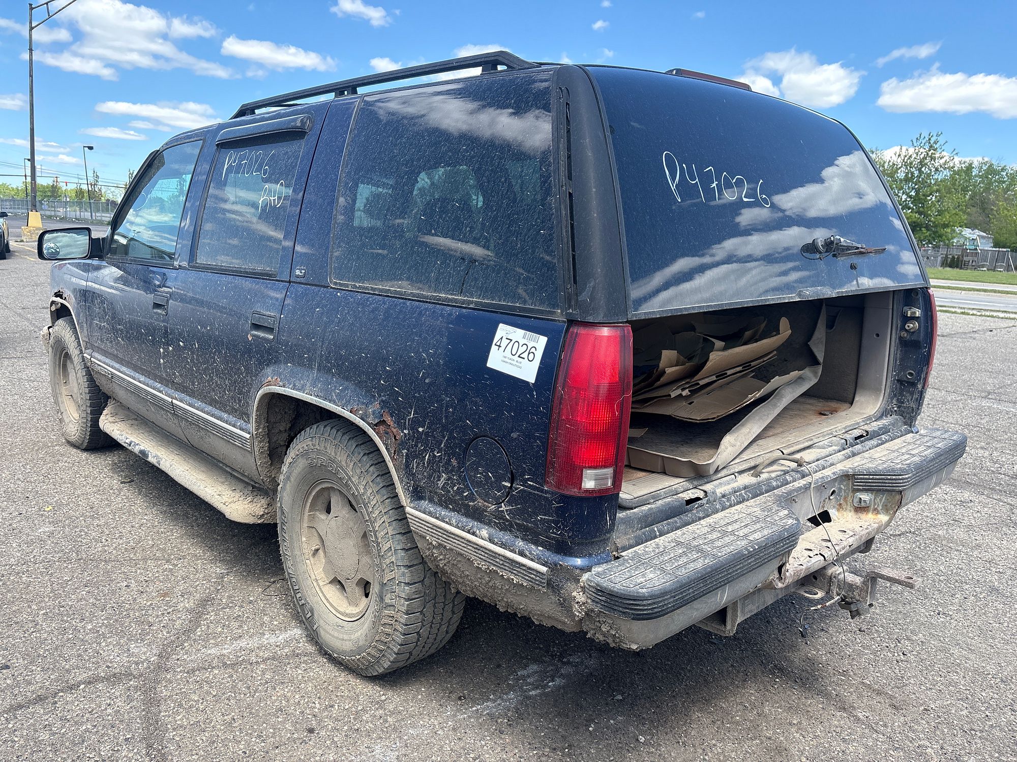 1997 GMC YUKON - Image 4