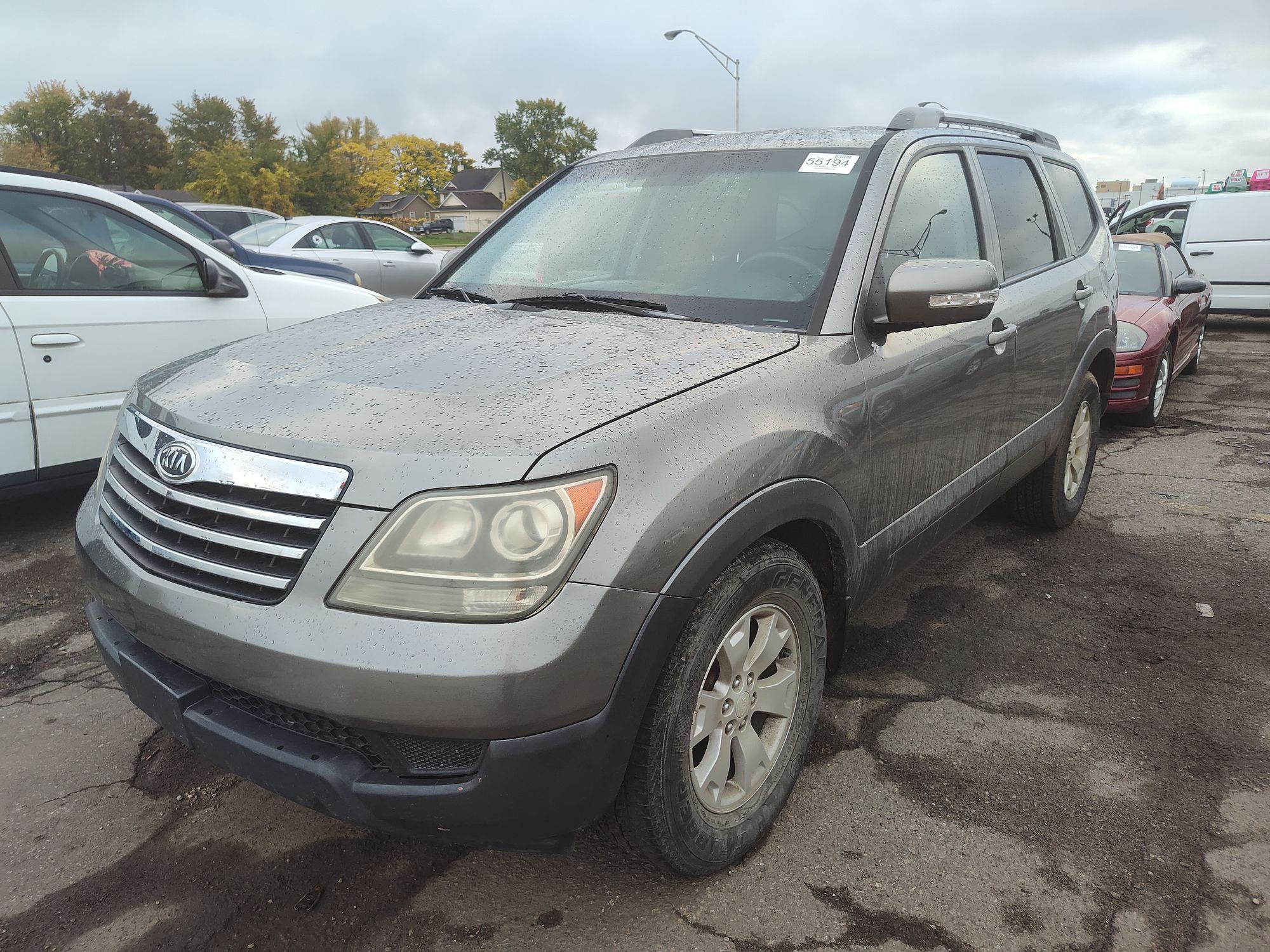 2009 KIA BORREGO - Image 1