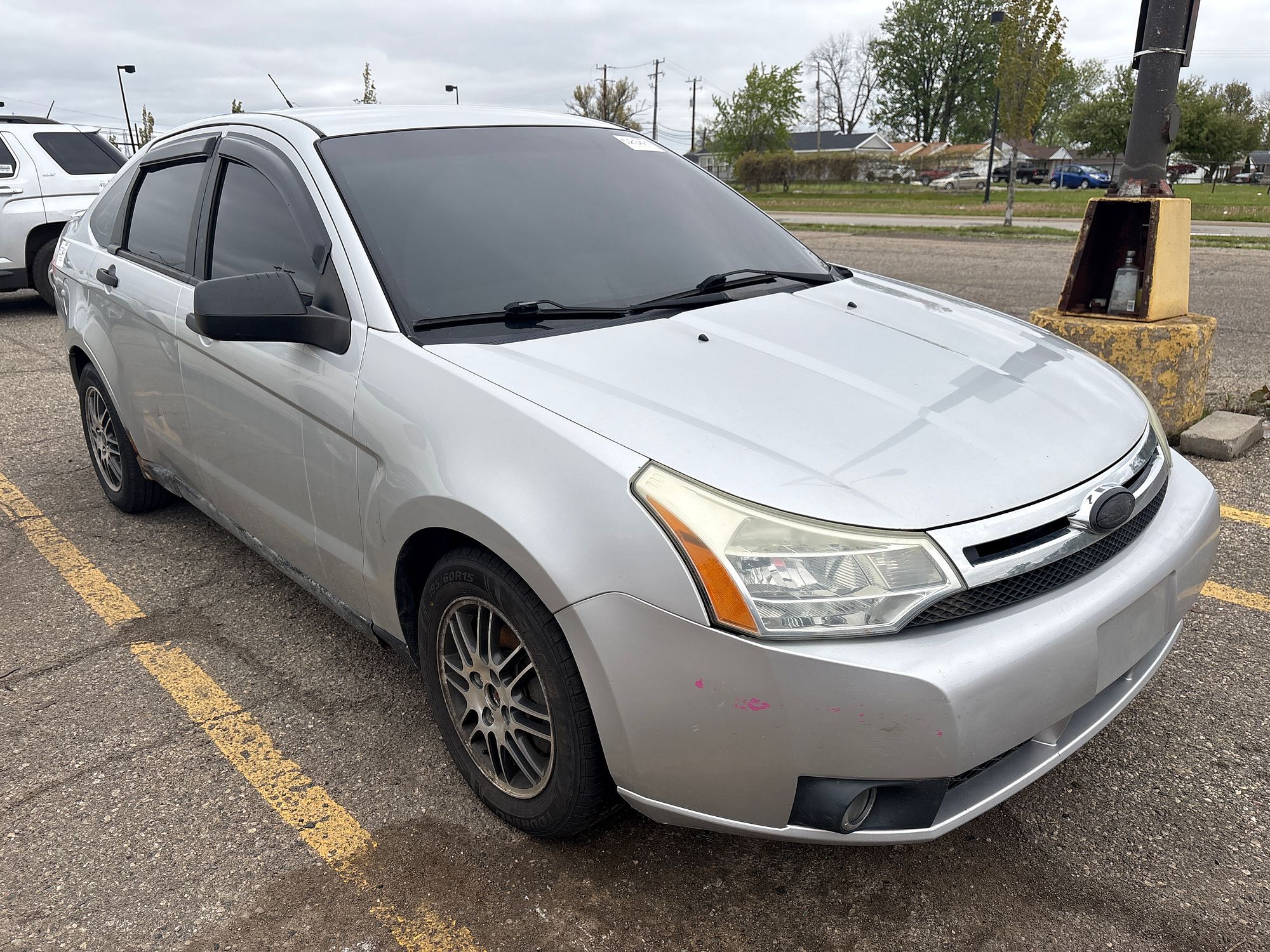 2010 FORD FOCUS - Image 2