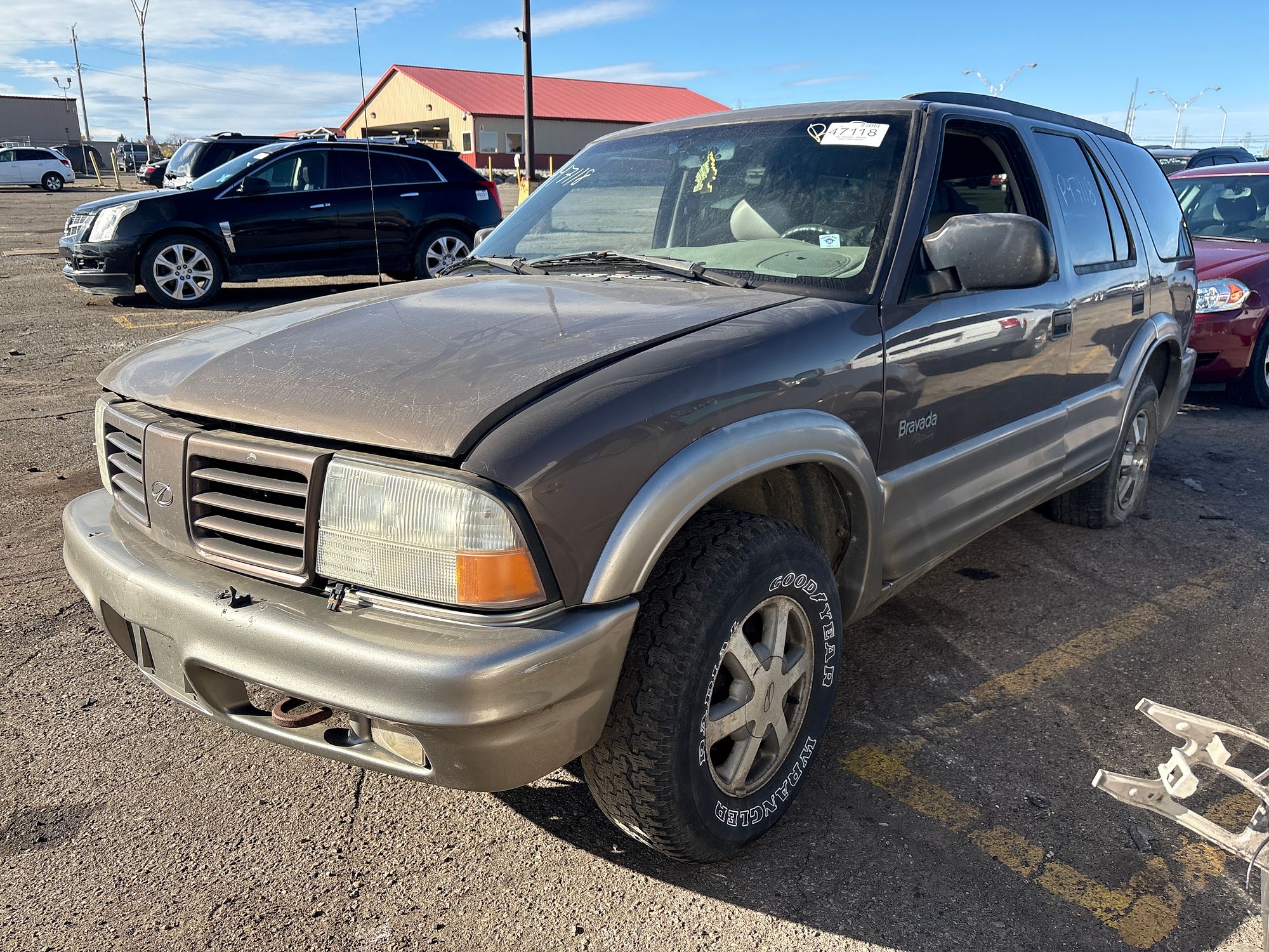2001 OLDSMOBILE BRAVADA - Image 1