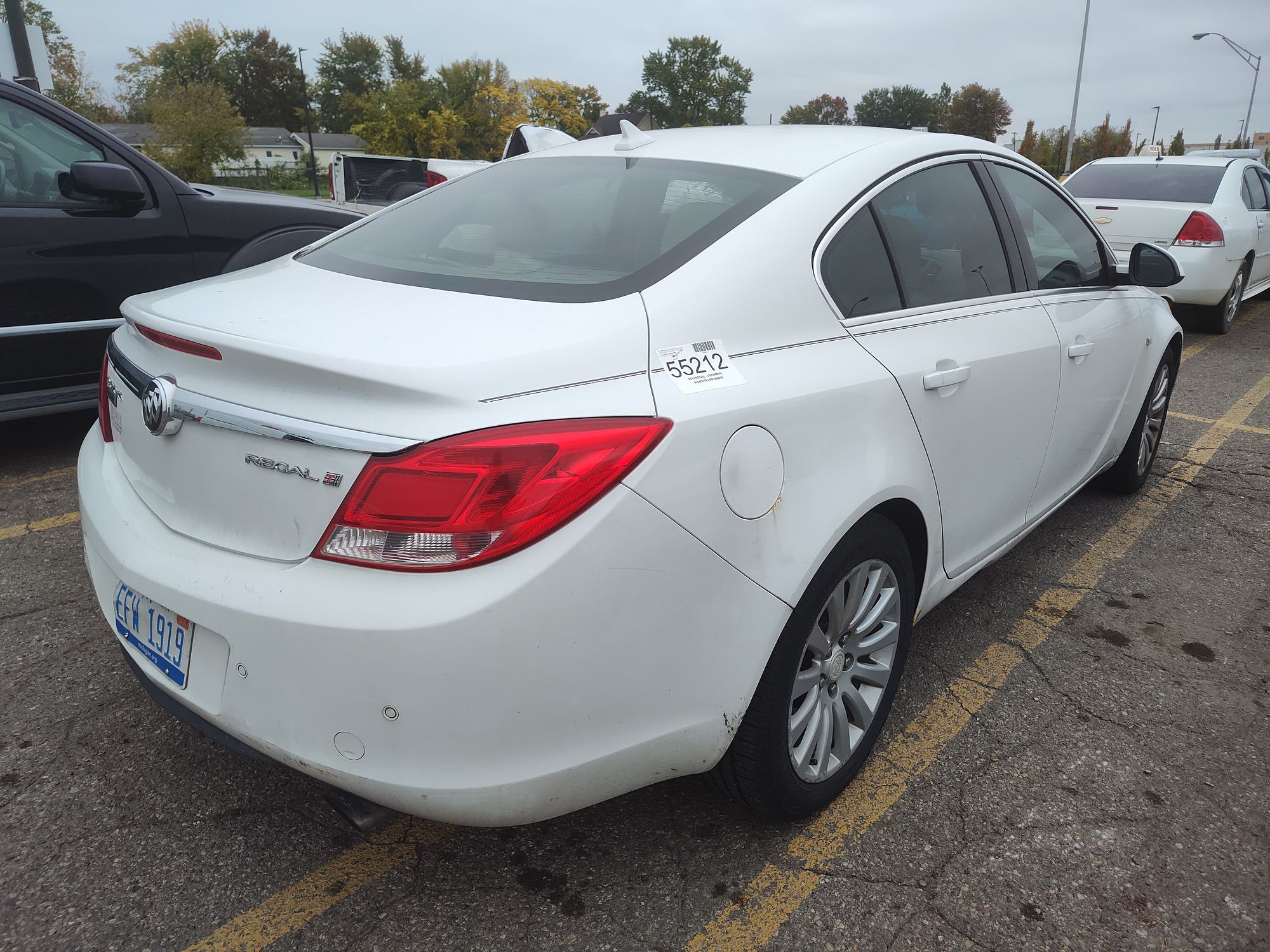 2011 BUICK REGAL - Image 3