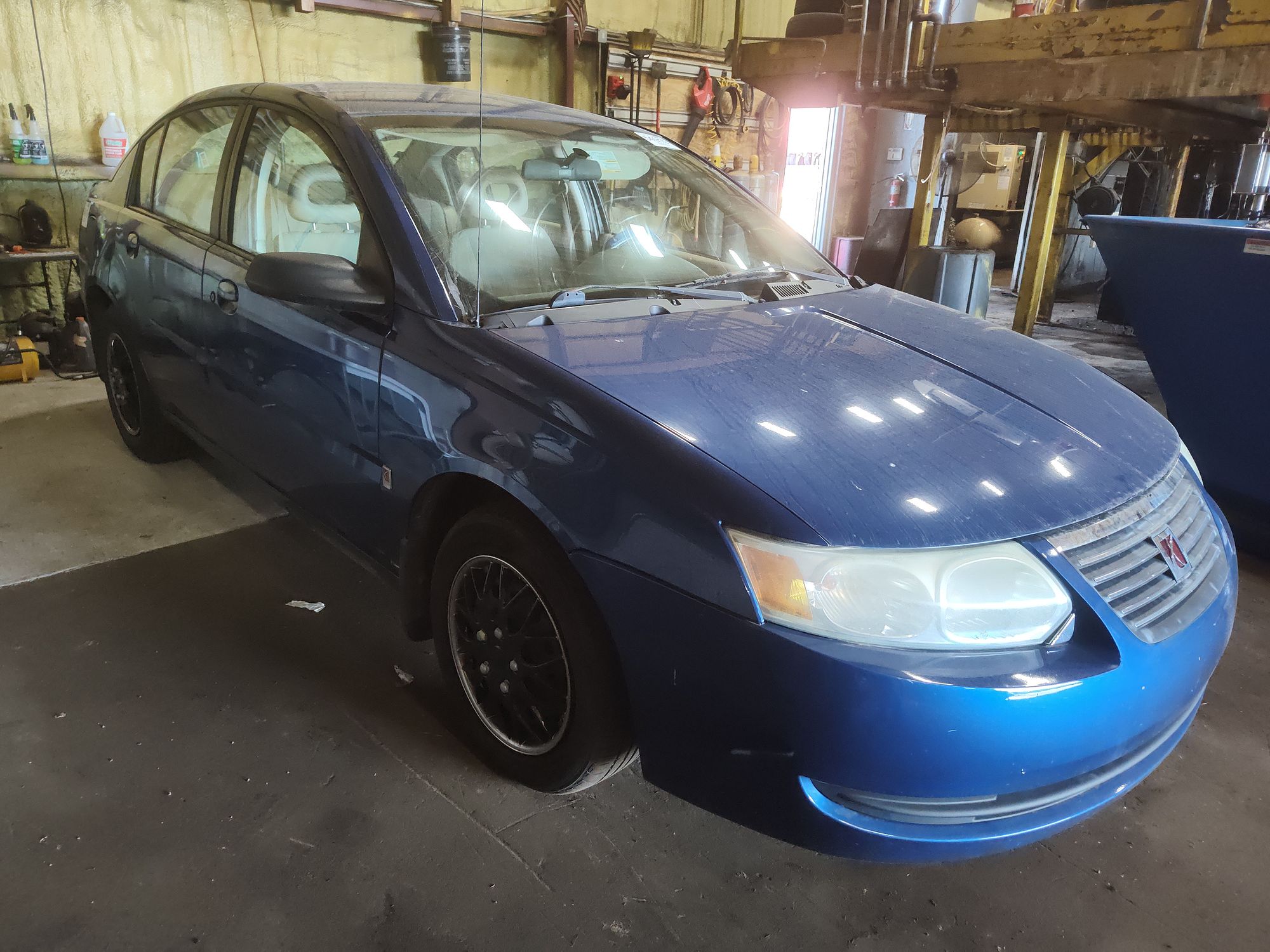 2005 SATURN ION - Image 2