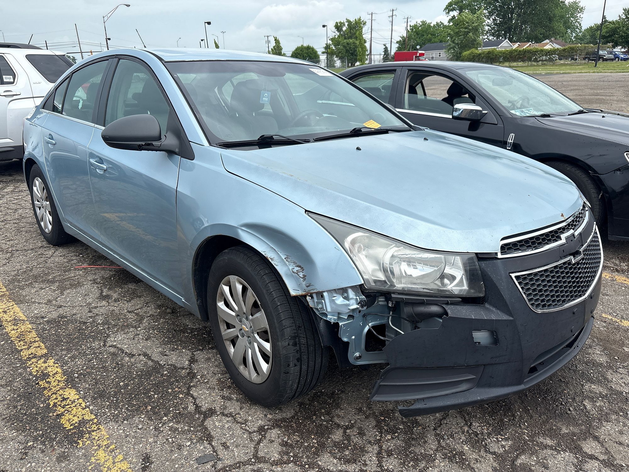 2011 CHEVROLET CRUZE - Image 2