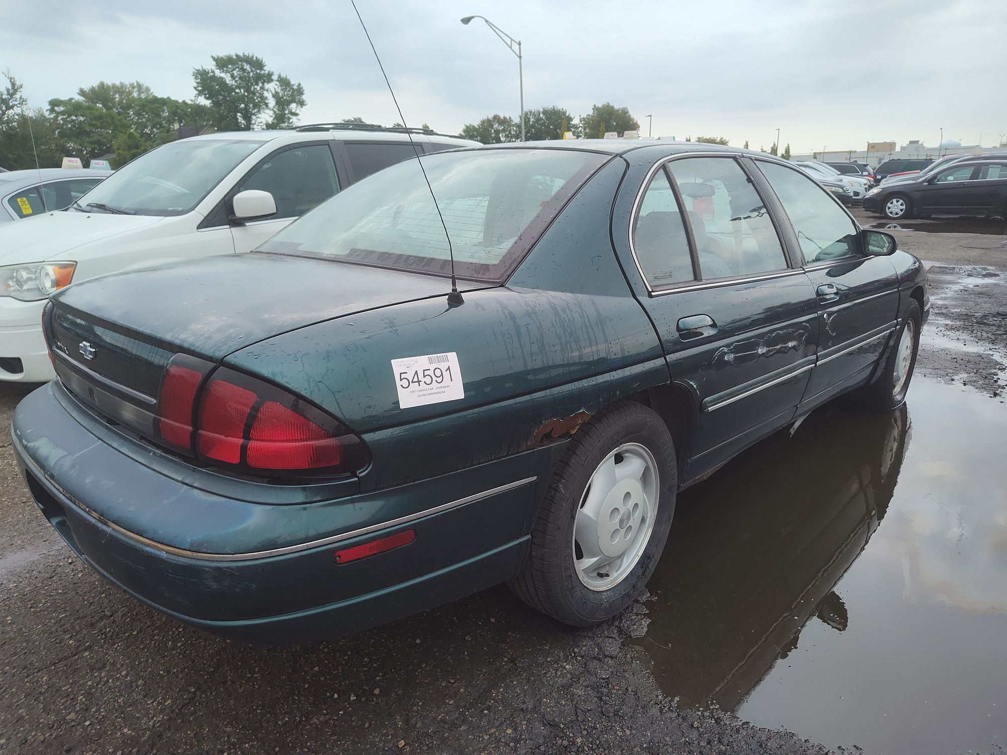 1997 CHEVROLET LUMINA CAR - Image 3