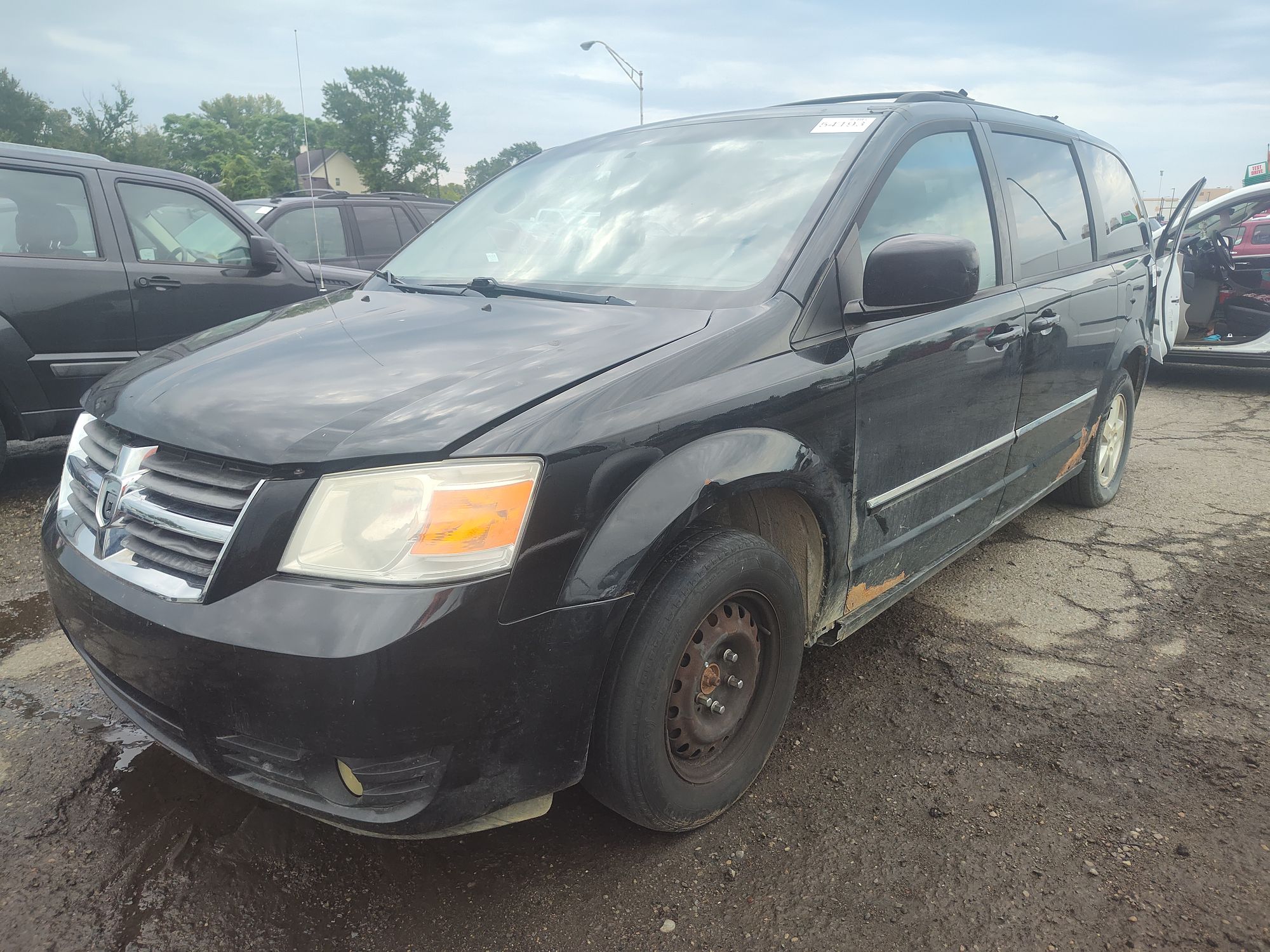 2009 DODGE CARAVAN - Image 1