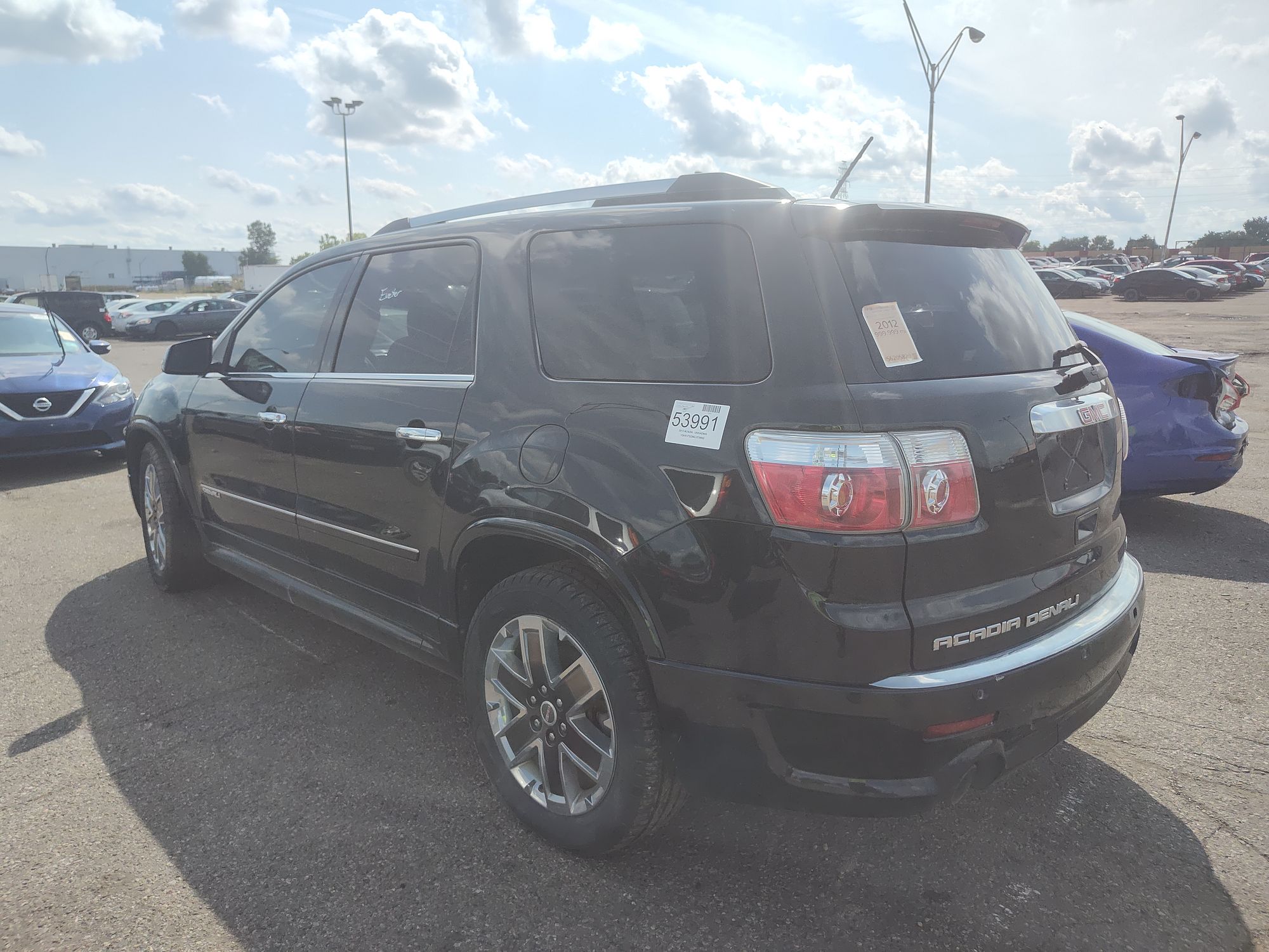 2012 GMC ACADIA - Image 4