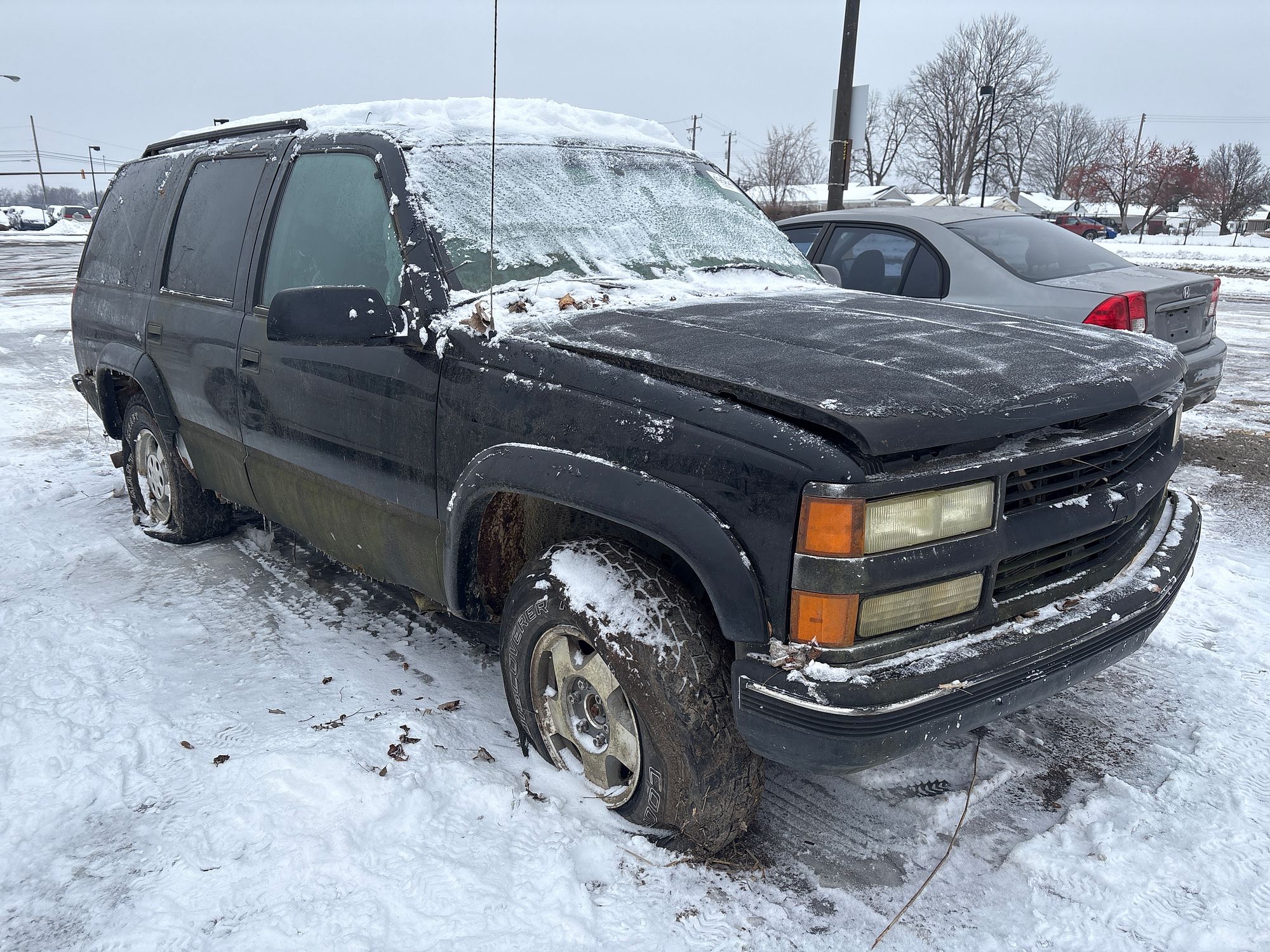 1997 CHEVROLET TAHOE - Image 2