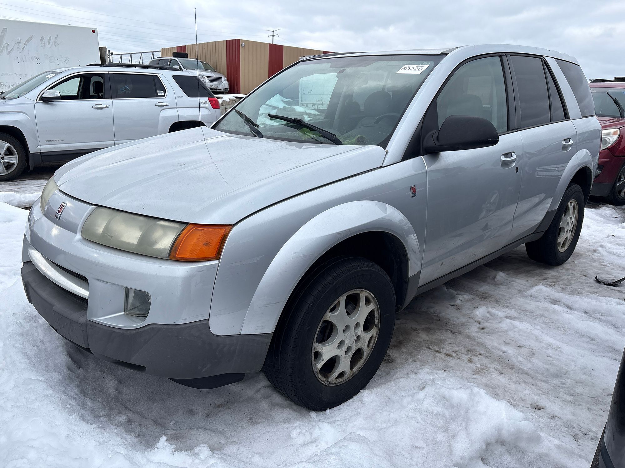 2004 SATURN VUE - Image 1