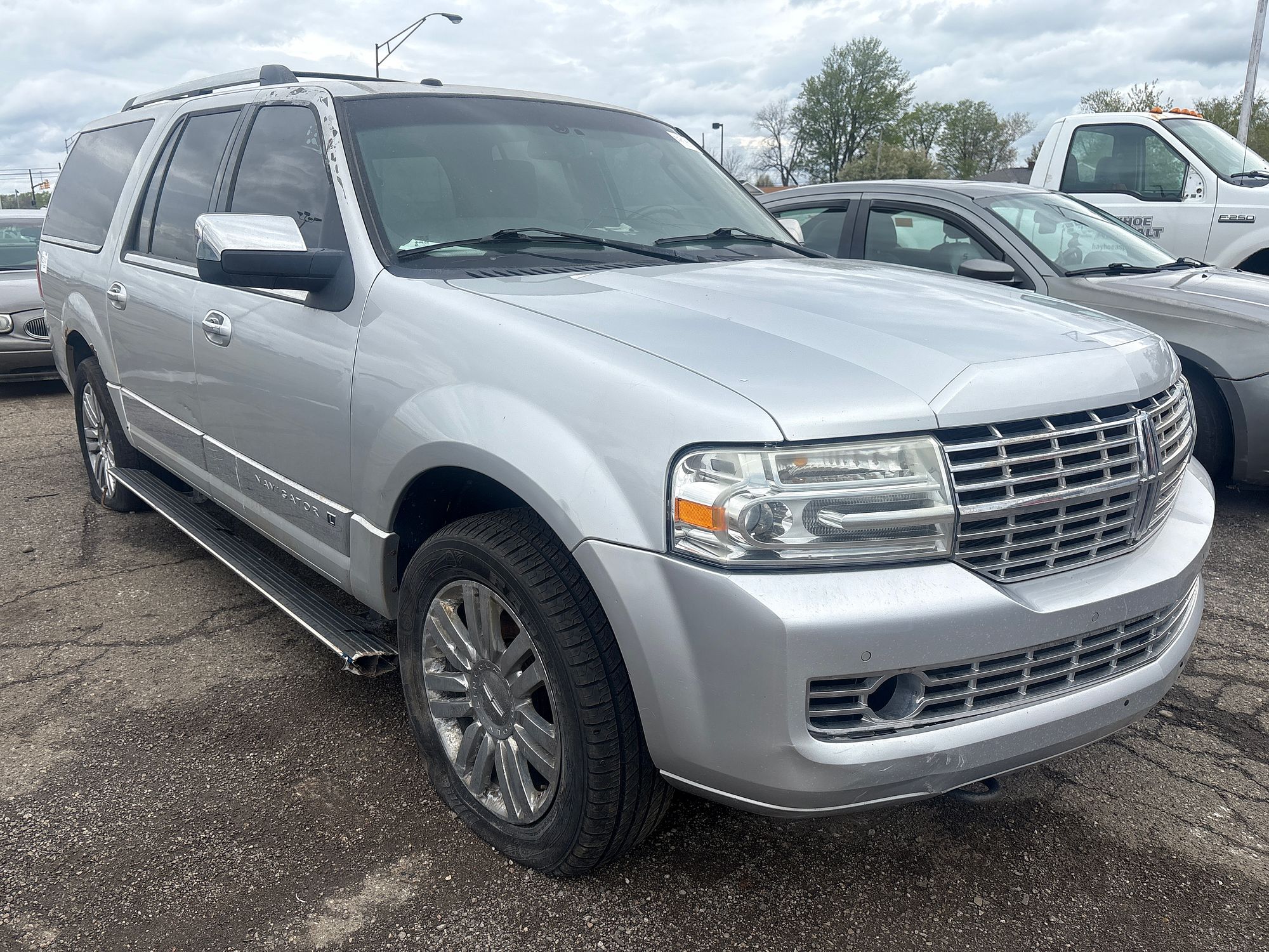 2010 LINCOLN NAVIGATOR - Image 2