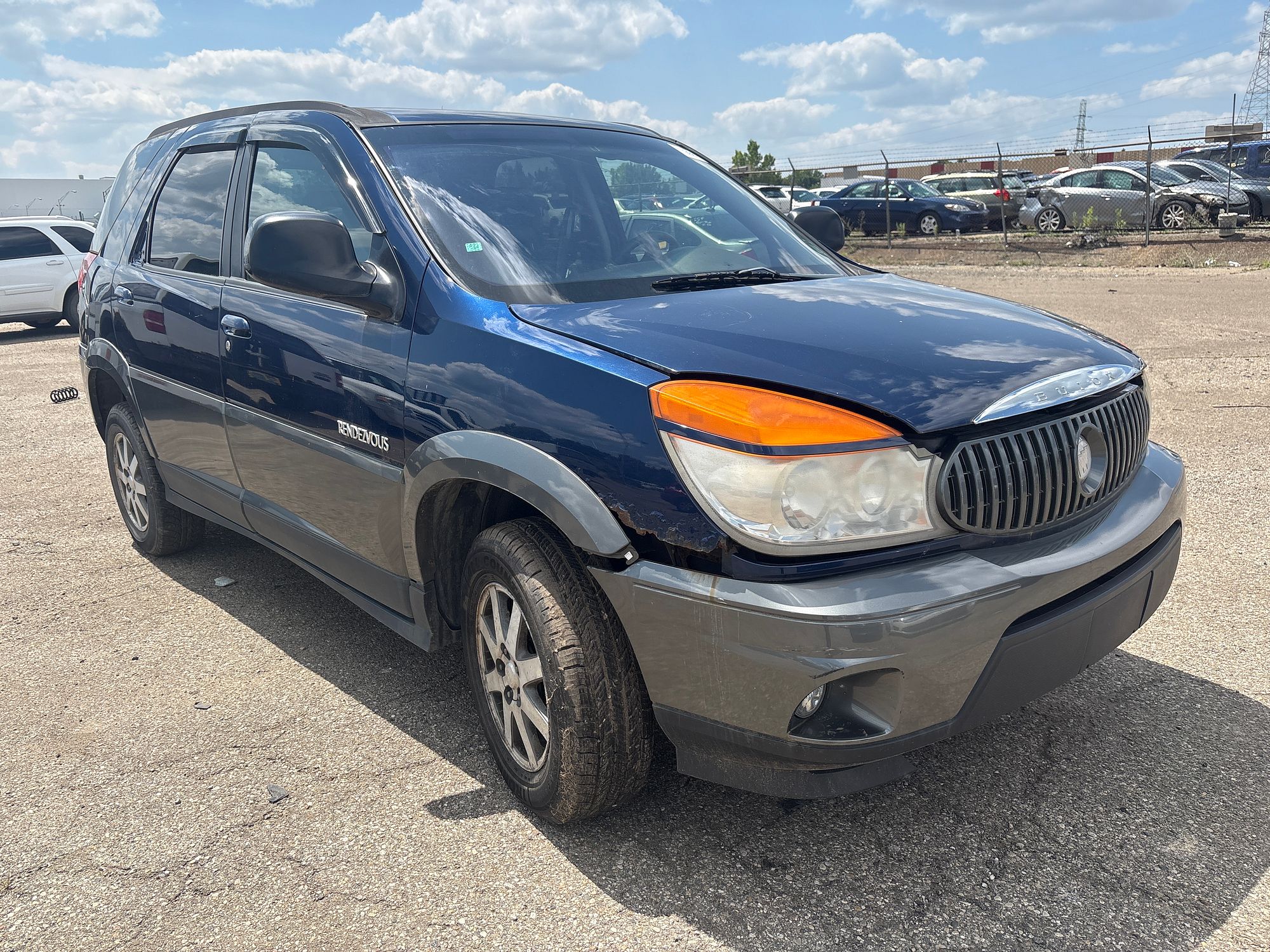 2002 BUICK RENDEZVOUS - Image 2