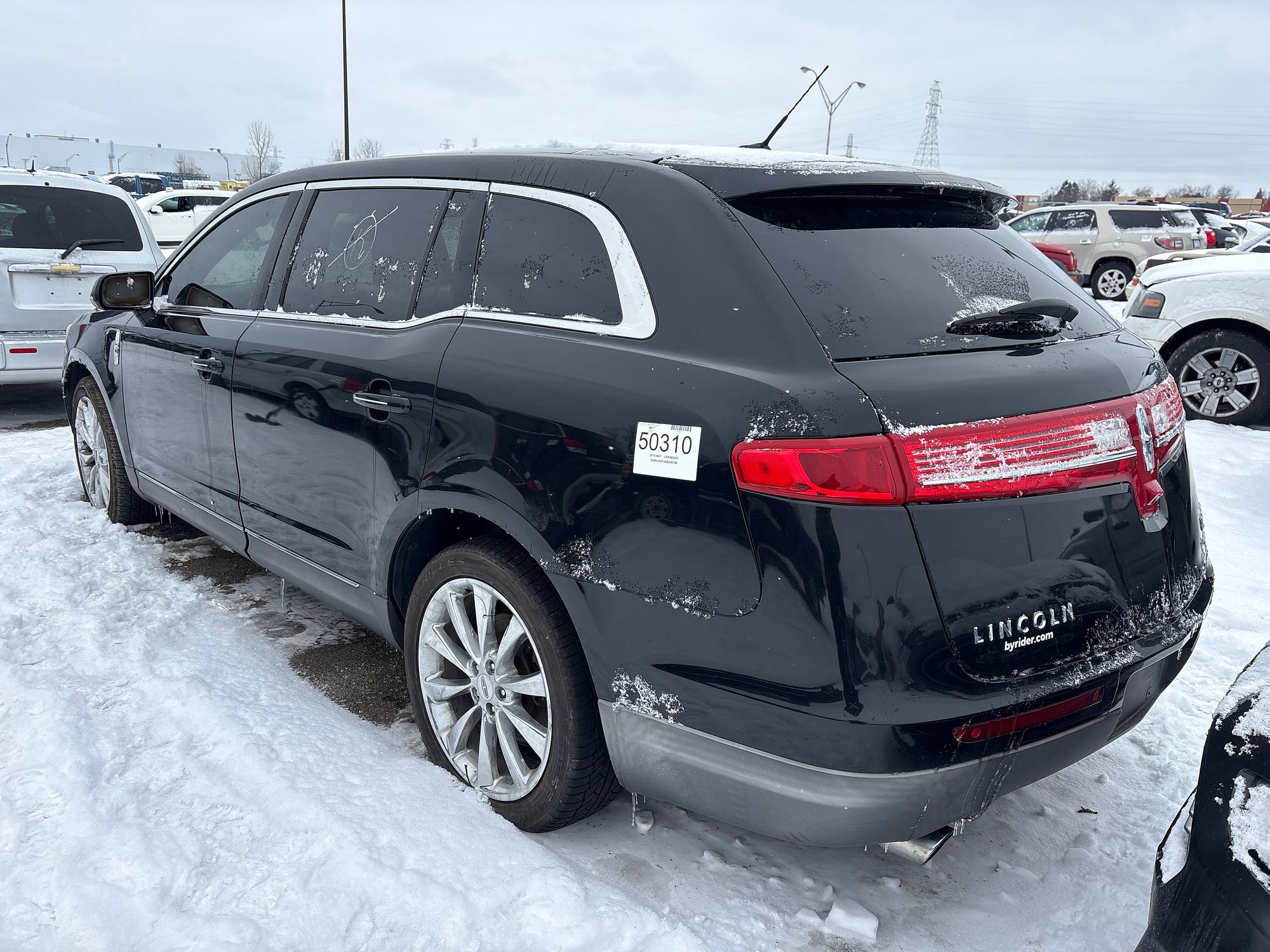 2010 LINCOLN MKT - Image 4