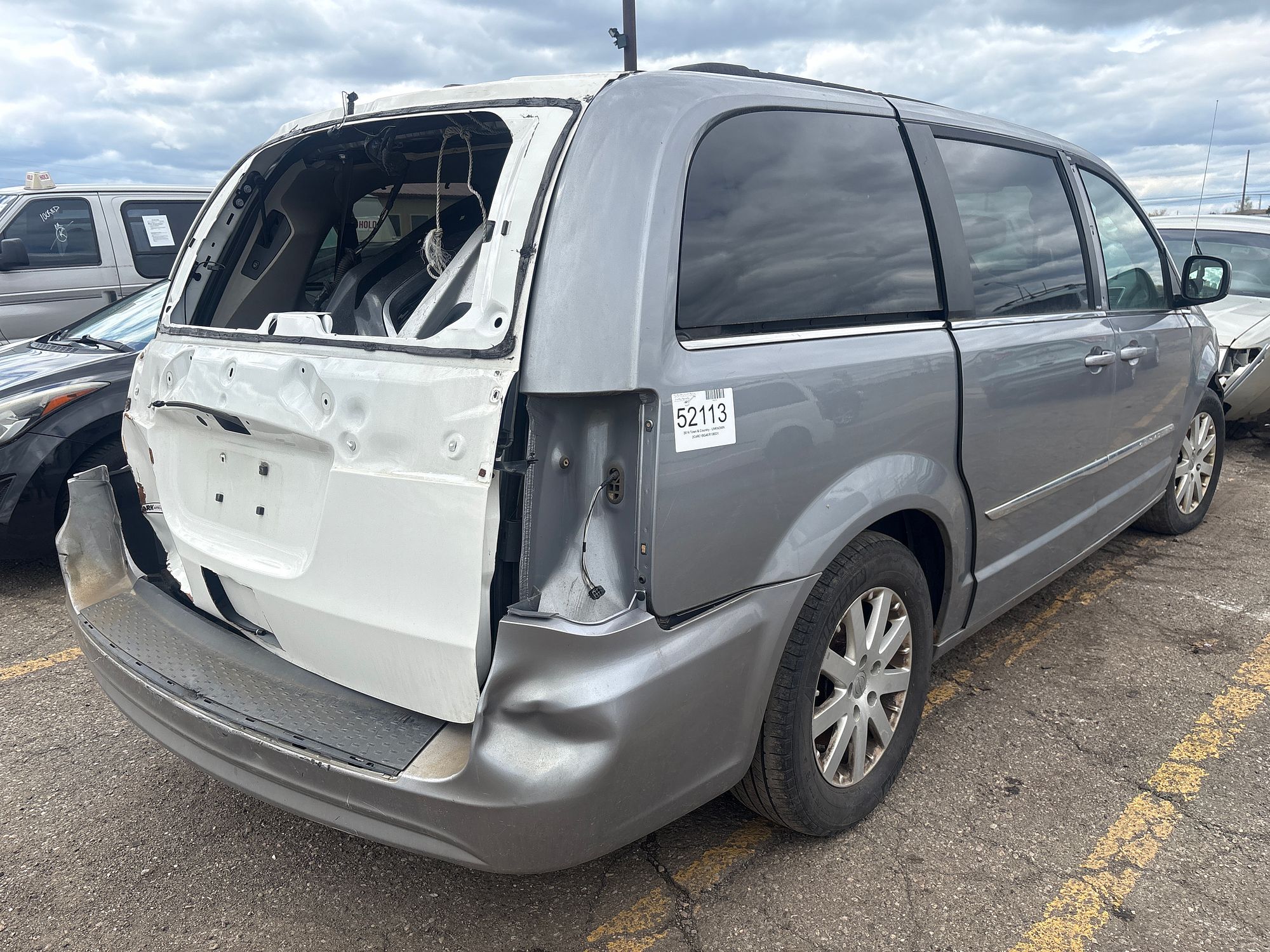 2014 CHRYSLER TOWN COUNTRY - Image 3