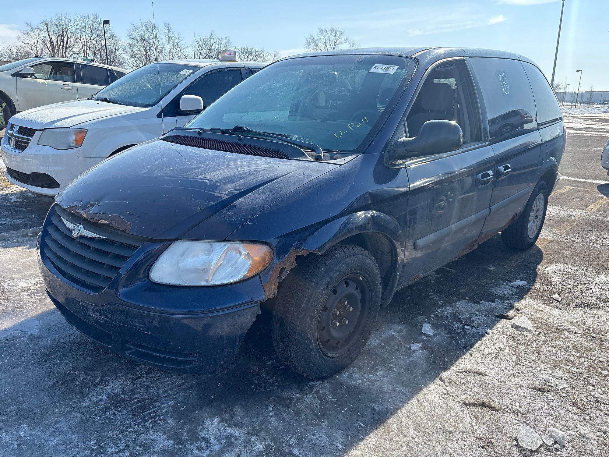 2006 CHRYSLER TOWN COUNTRY - Image 1
