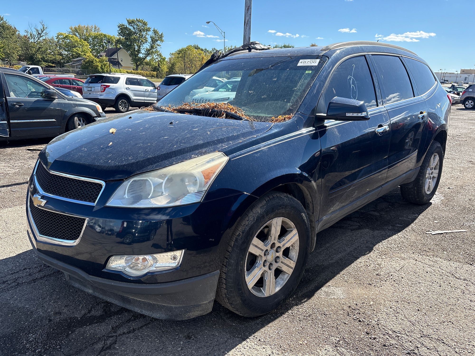 2012 CHEVROLET TRAVERSE - Image 1