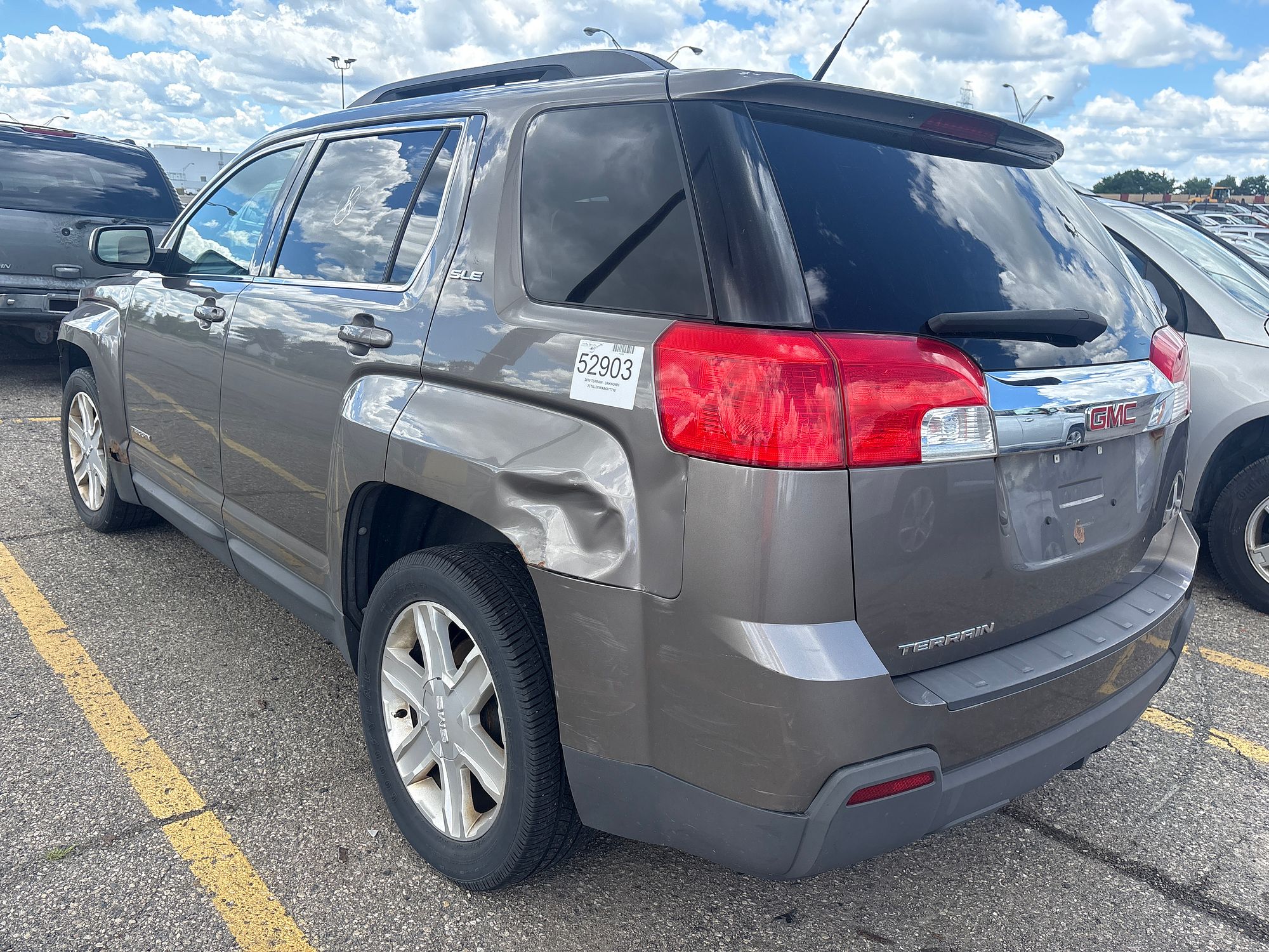 2010 GMC TERRAIN - Image 4