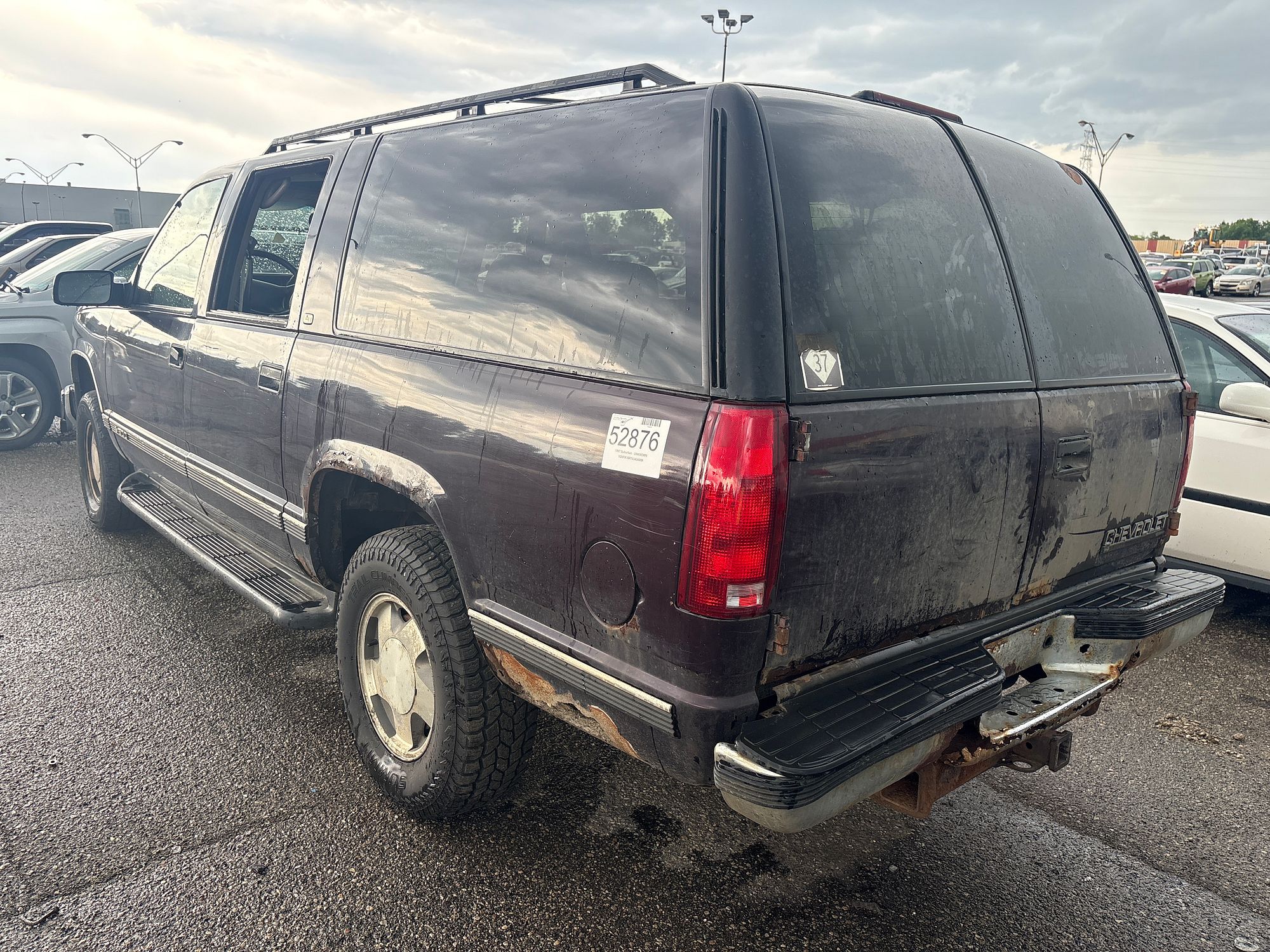 1997 CHEVROLET SUBURBAN 1500 - Image 4