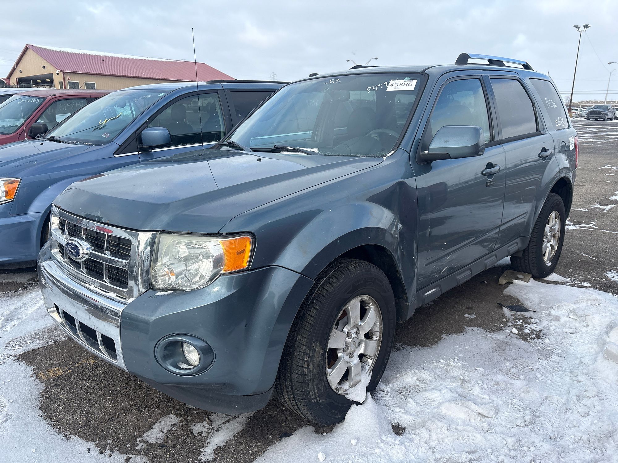 2011 FORD ESCAPE - Image 1