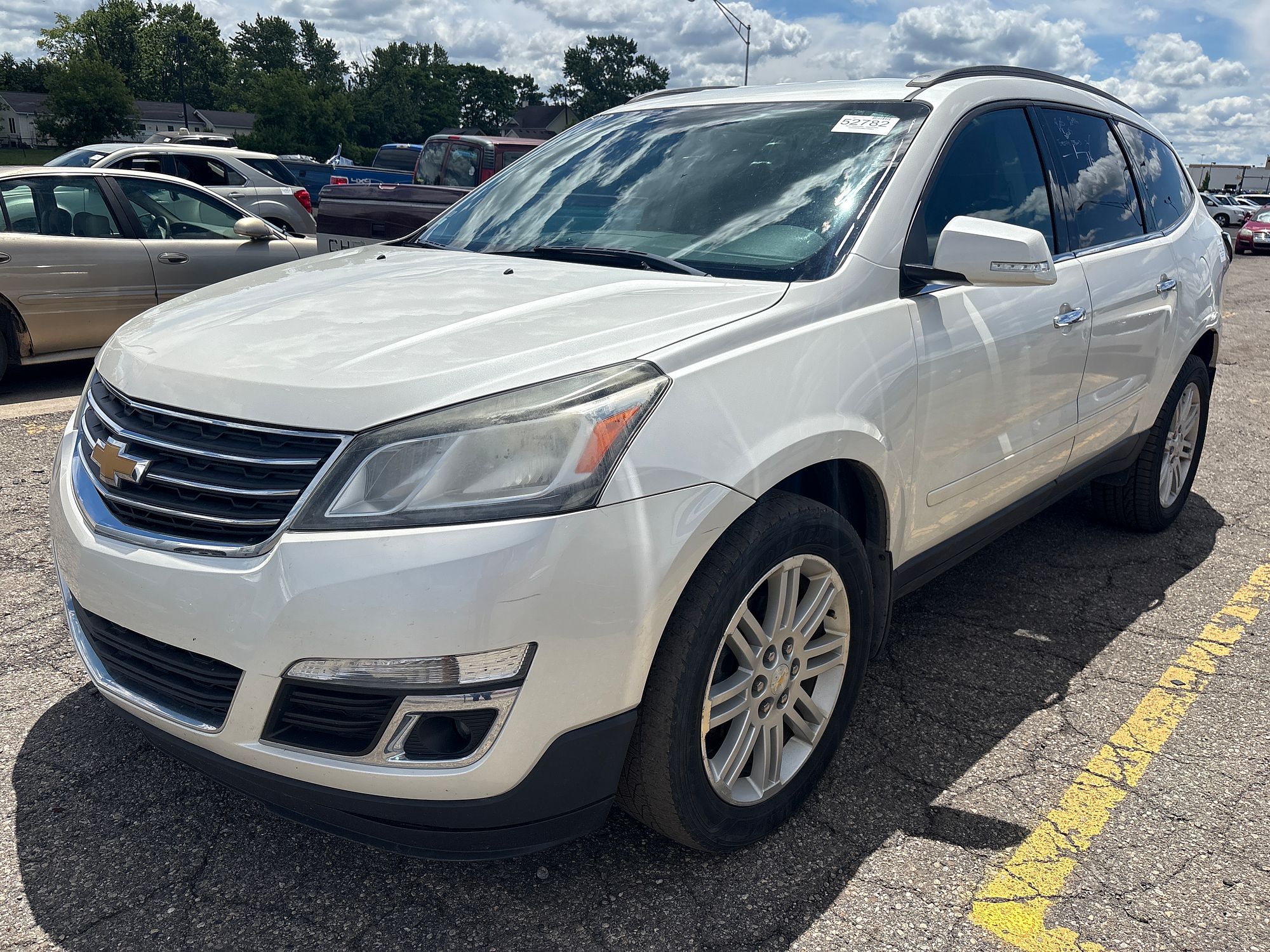 2013 CHEVROLET TRAVERSE - Image 1