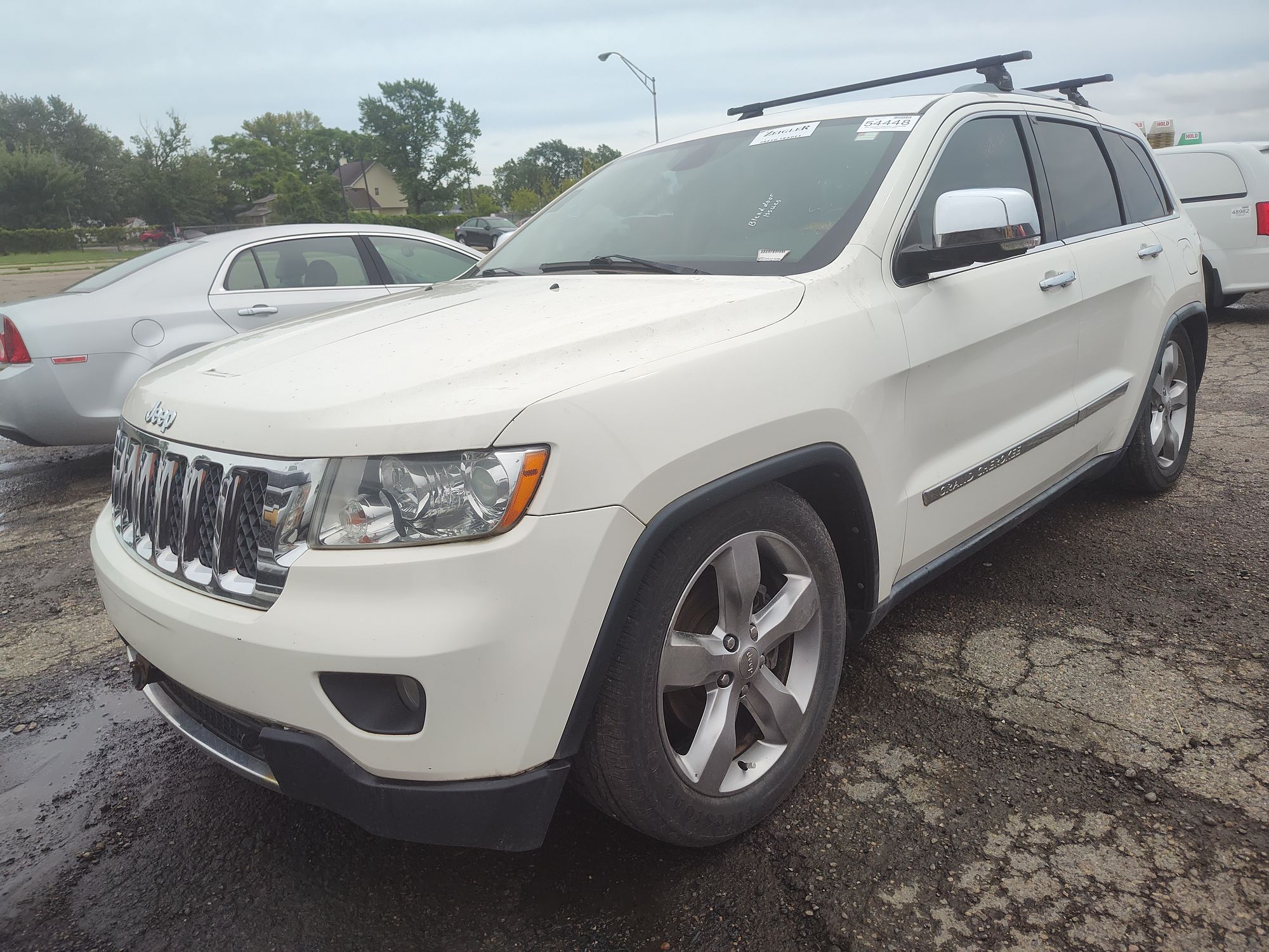 2012 JEEP GRAND CHEROKEE - Image 1