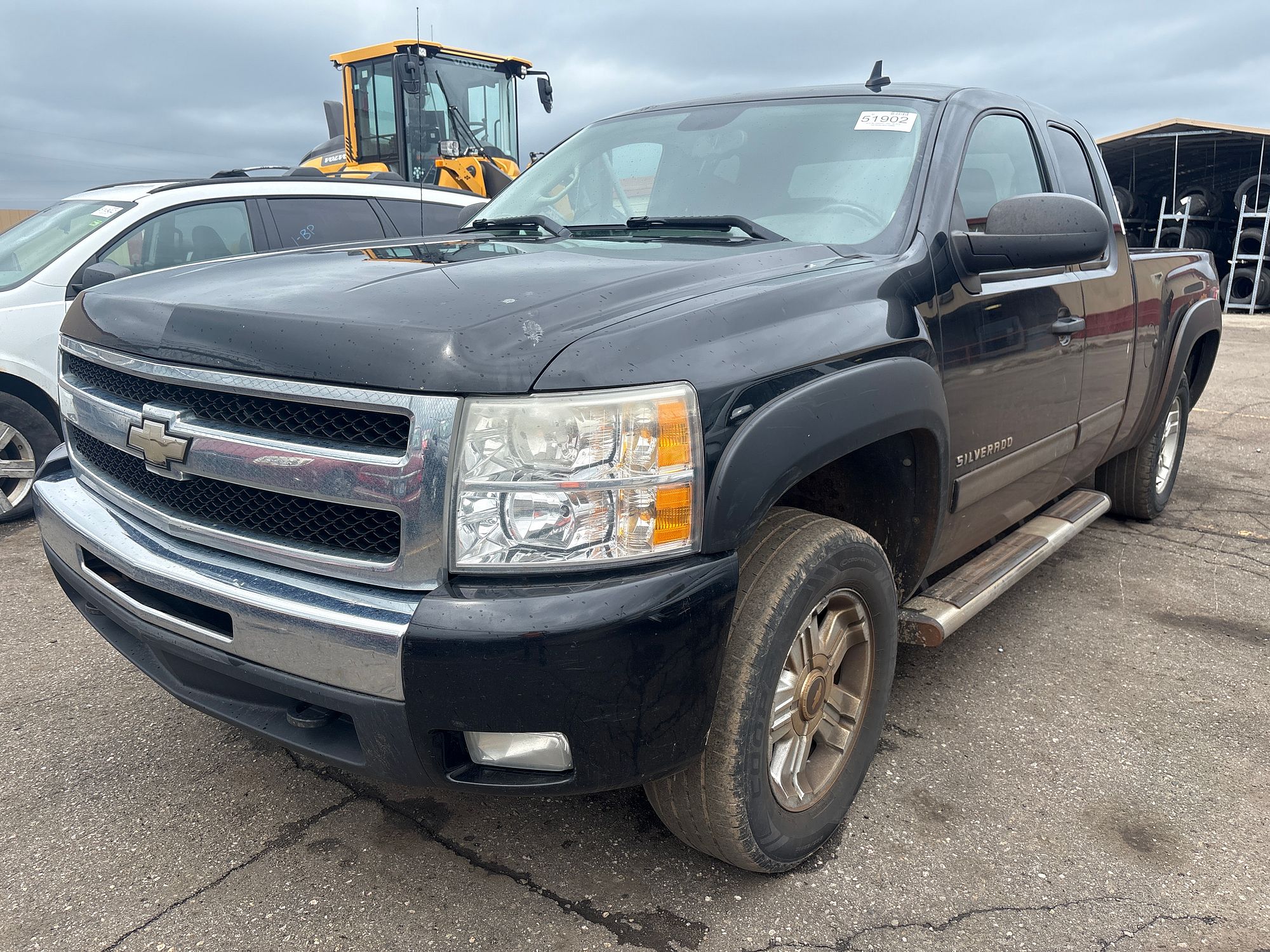 2010 CHEVROLET SILVERADO 1500 - Image 1