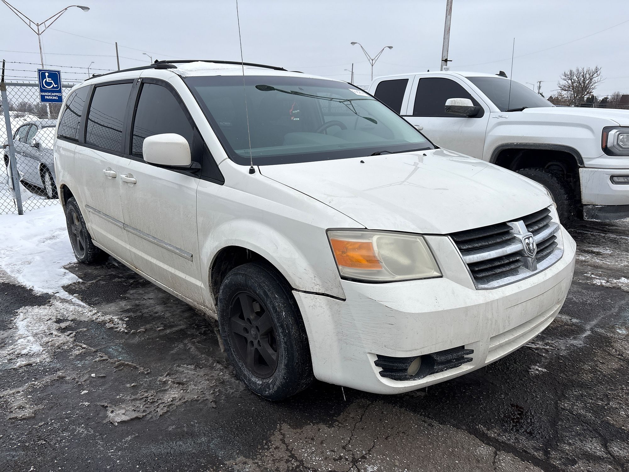 2009 DODGE CARAVAN - Image 2