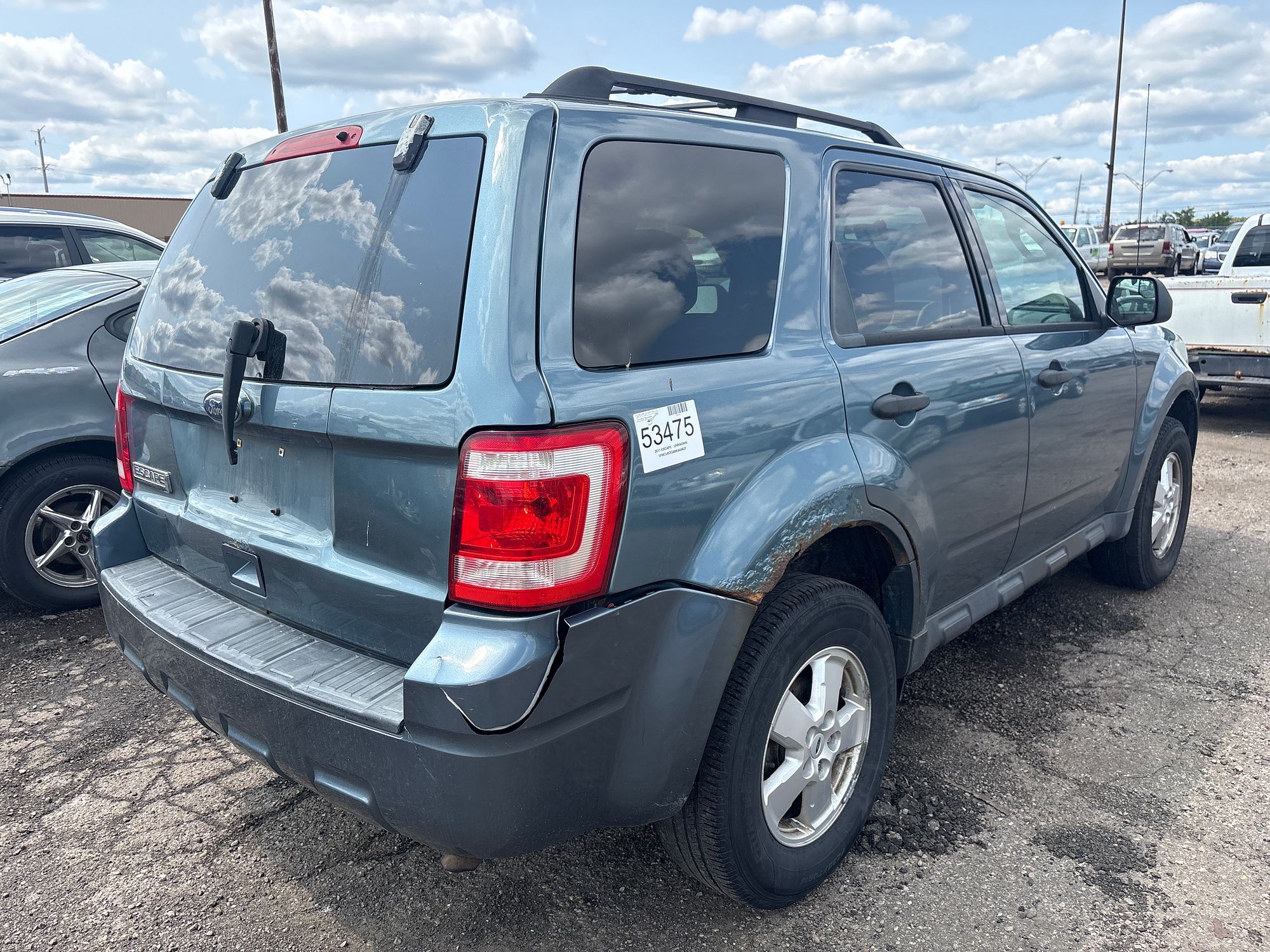2011 FORD ESCAPE - Image 3