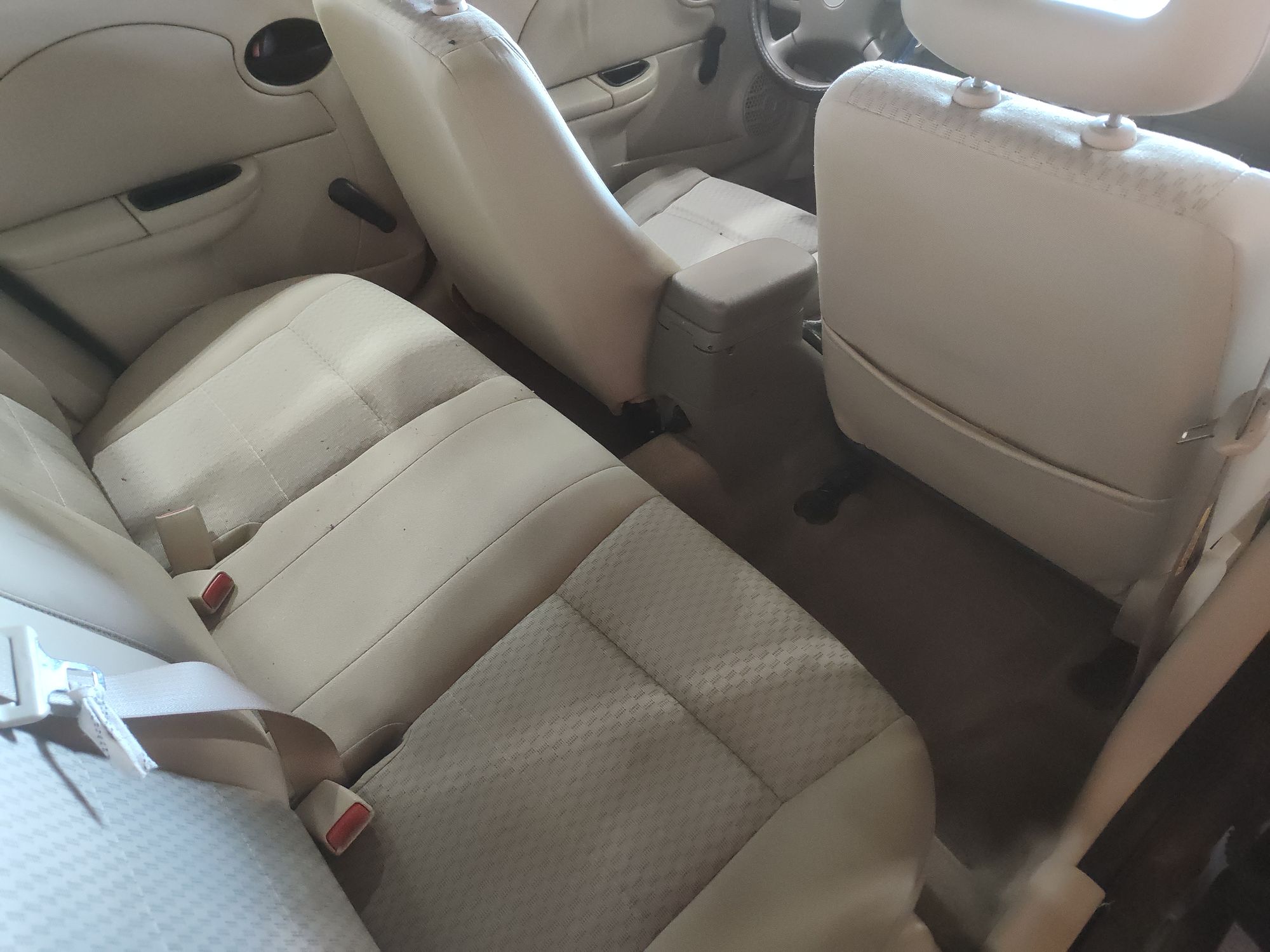 2005 SATURN ION - Image 6