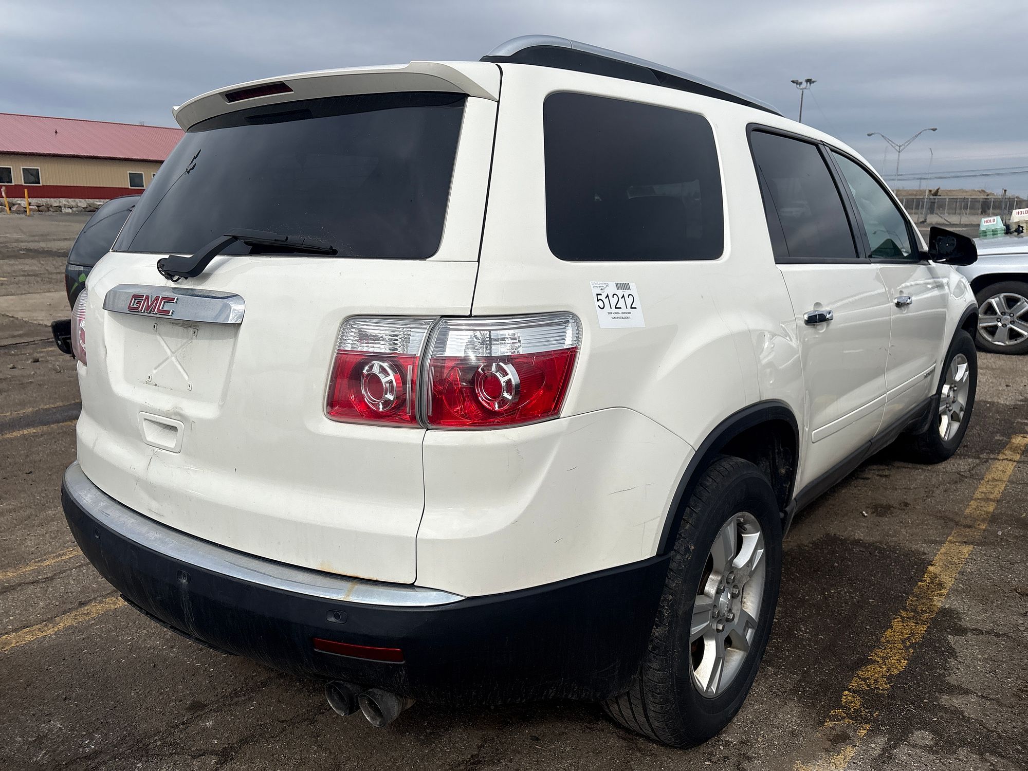 2008 GMC ACADIA - Image 3