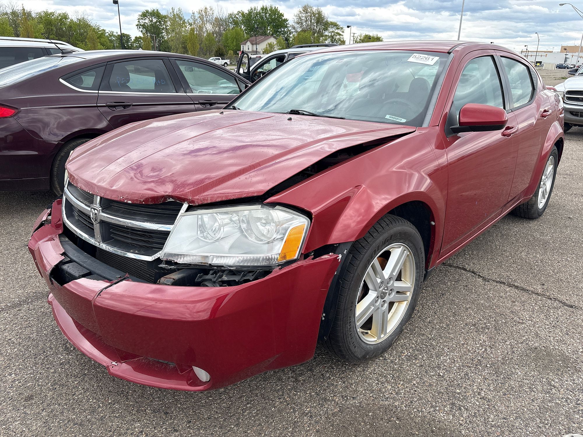2010 DODGE AVENGER - Image 1