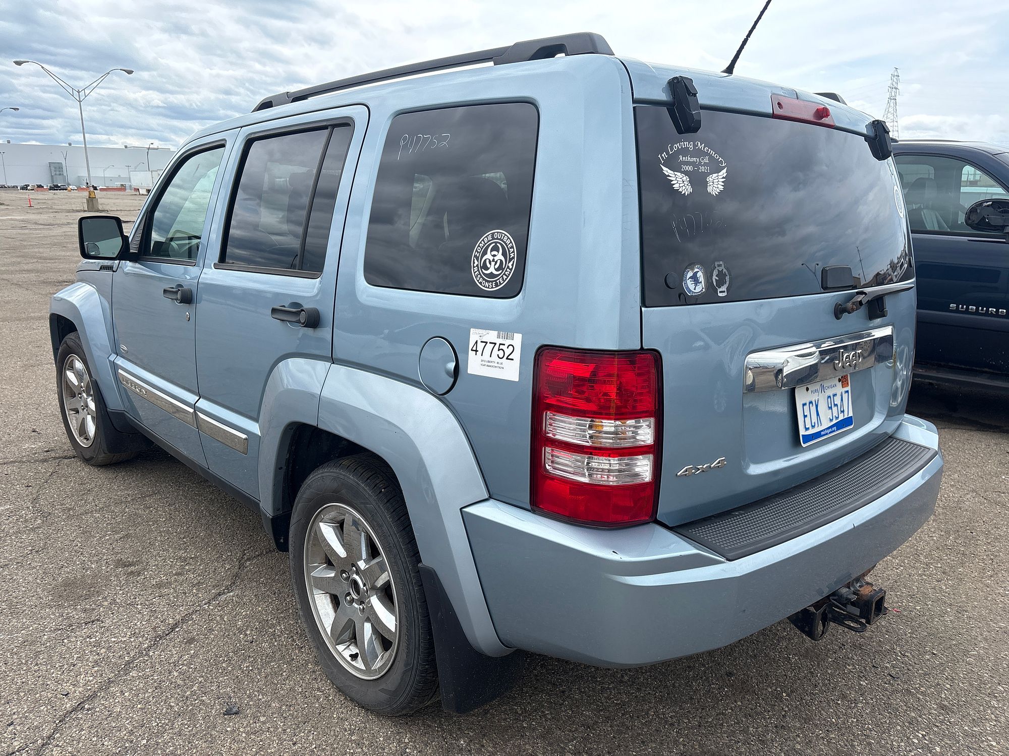 2012 JEEP LIBERTY - Image 4