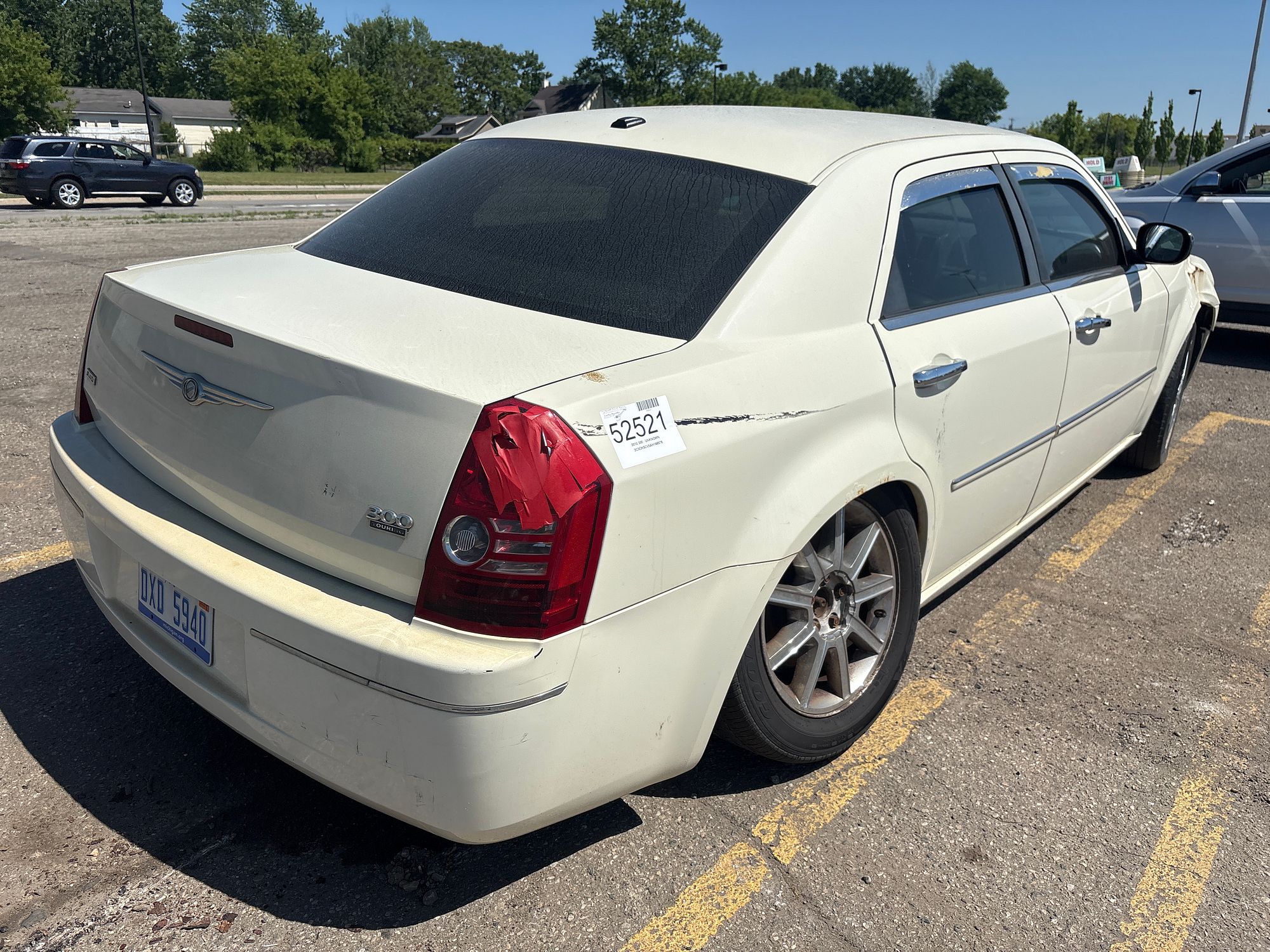 2010 CHRYSLER 300 - Image 3