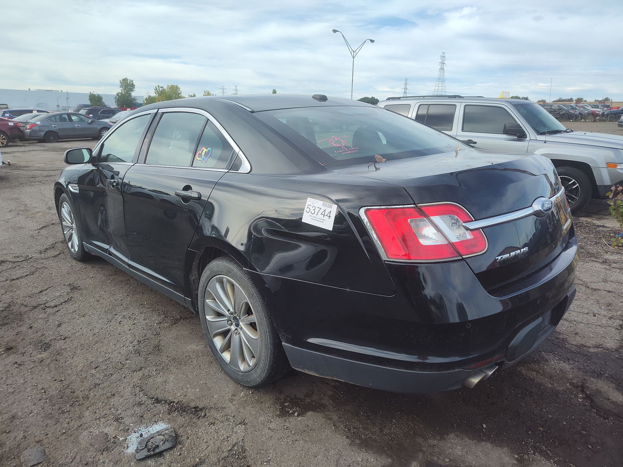 2011 FORD TAURUS - Image 4