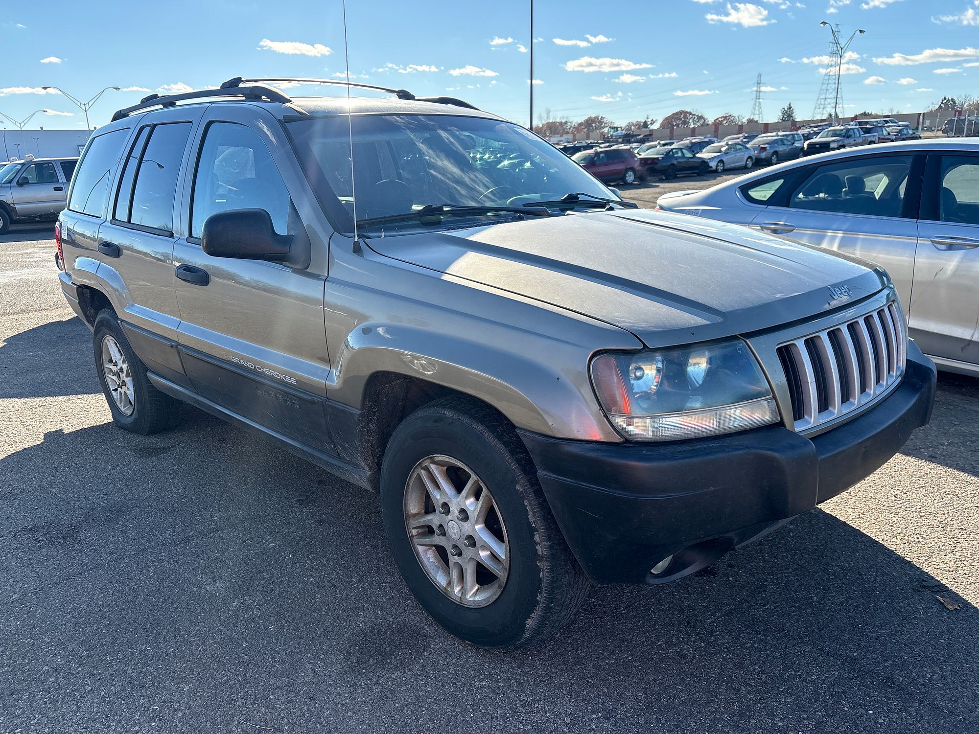 2004 JEEP GRAND CHEROKEE - Image 2