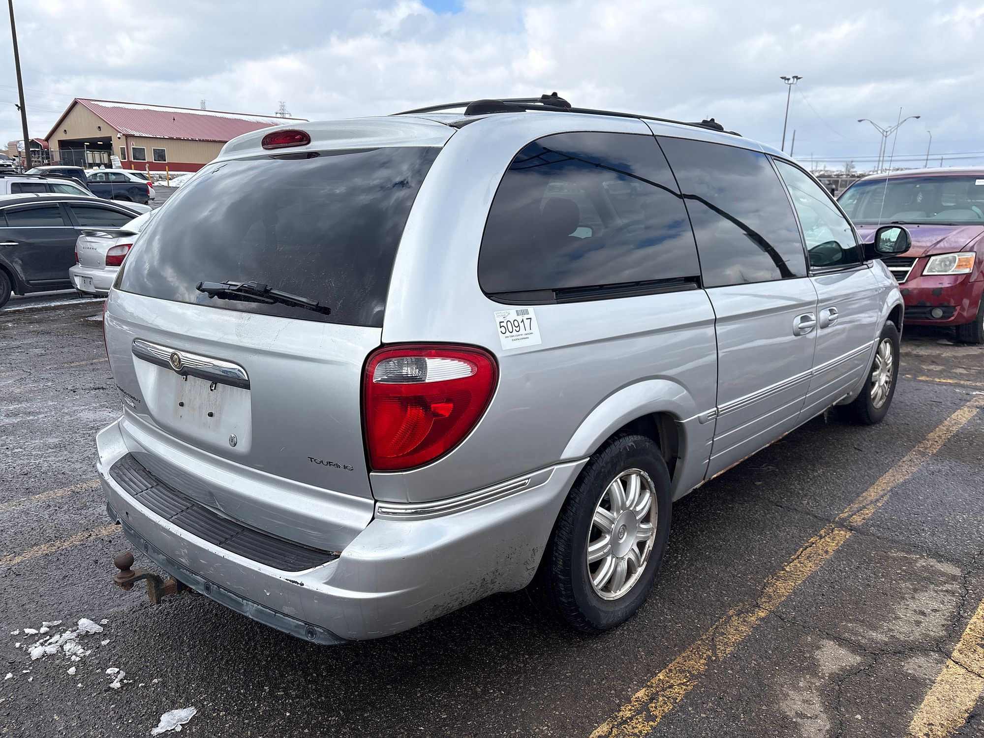 2005 CHRYSLER TOWN COUNTRY - Image 3