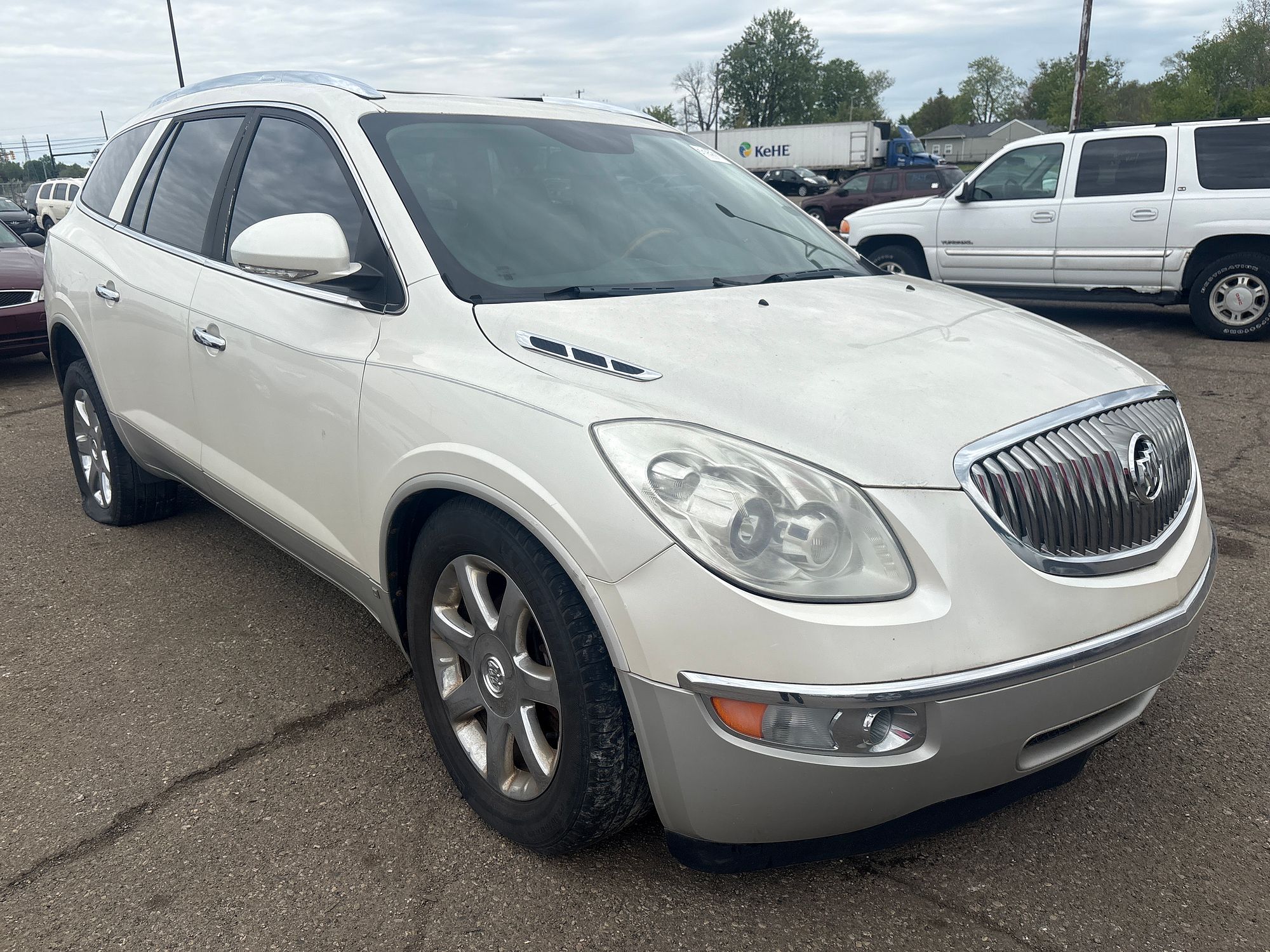 2009 BUICK ENCLAVE - Image 2