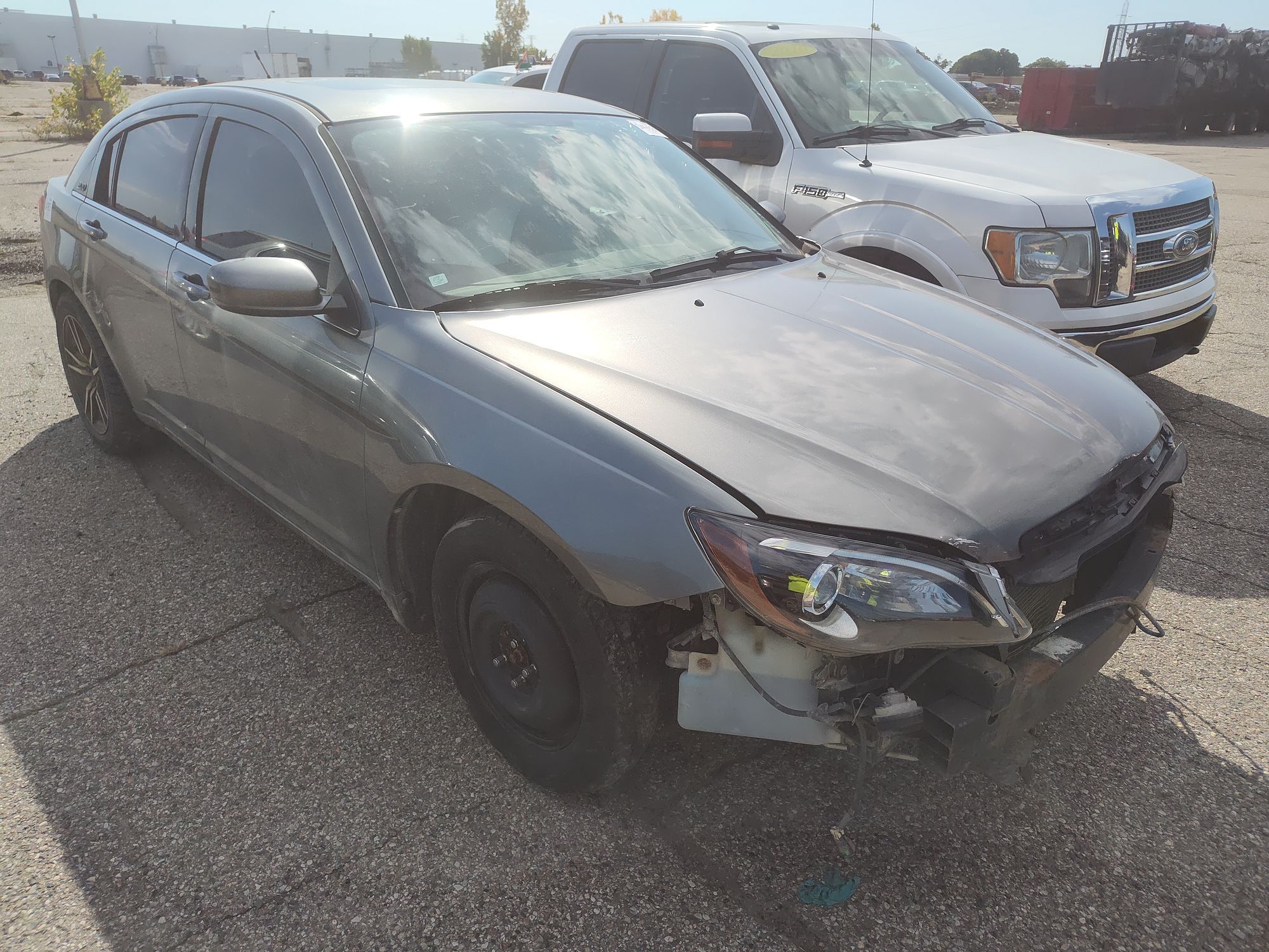 2013 CHRYSLER 200 - Image 2