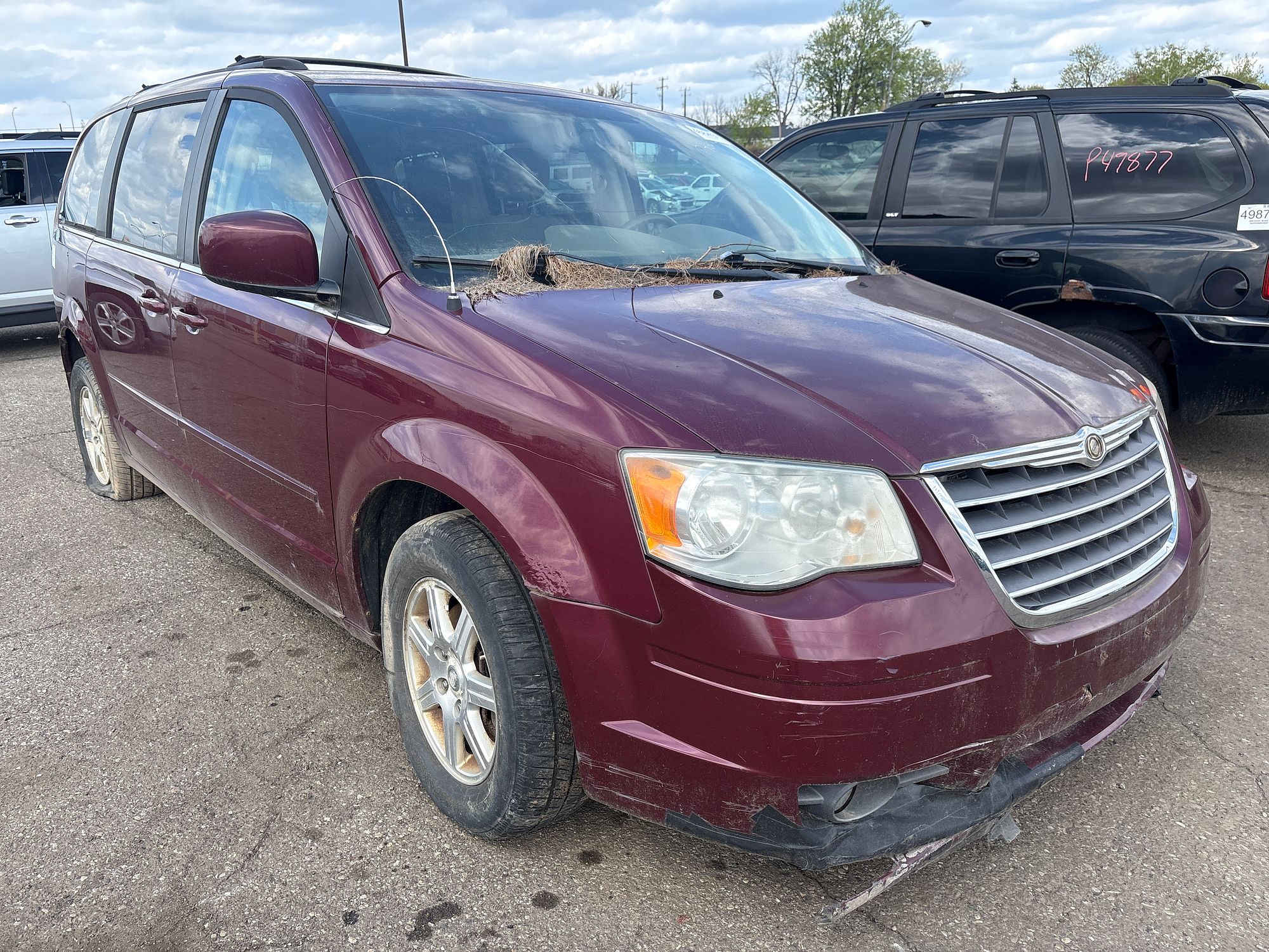 2008 CHRYSLER TOWN COUNTRY - Image 2