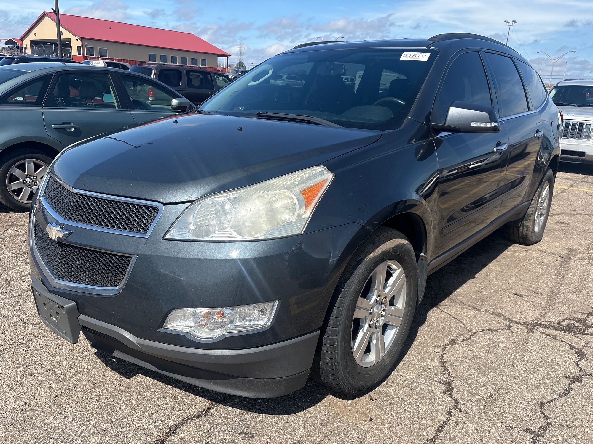 2011 CHEVROLET TRAVERSE - Image 1