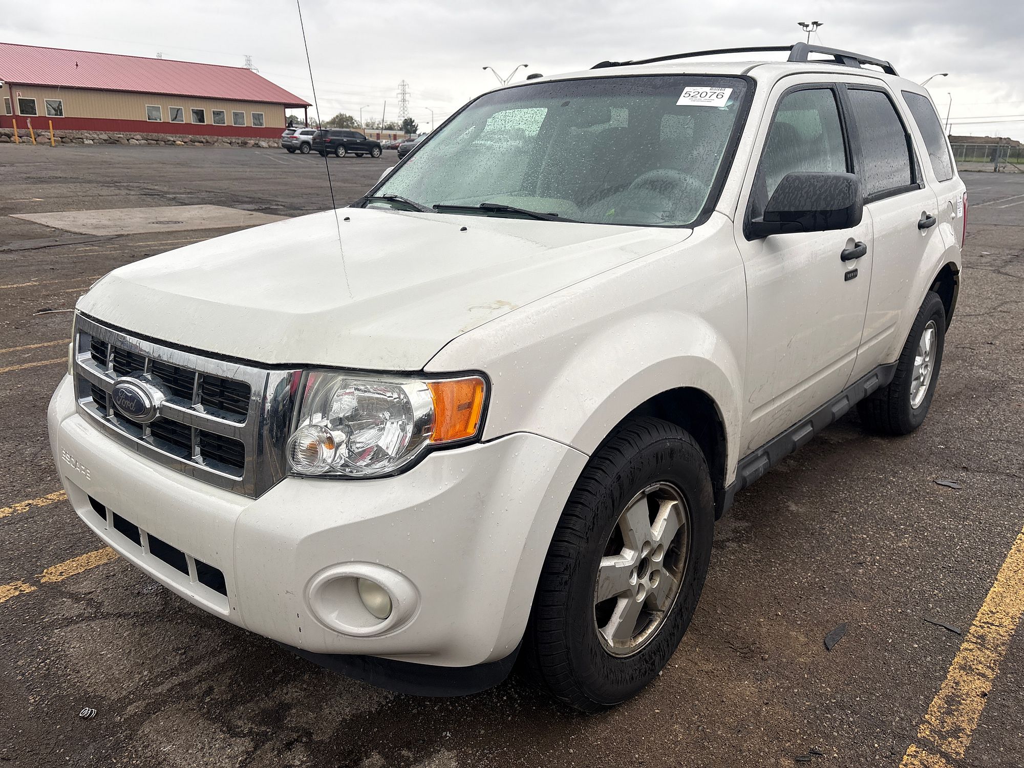 2009 FORD ESCAPE - Image 1