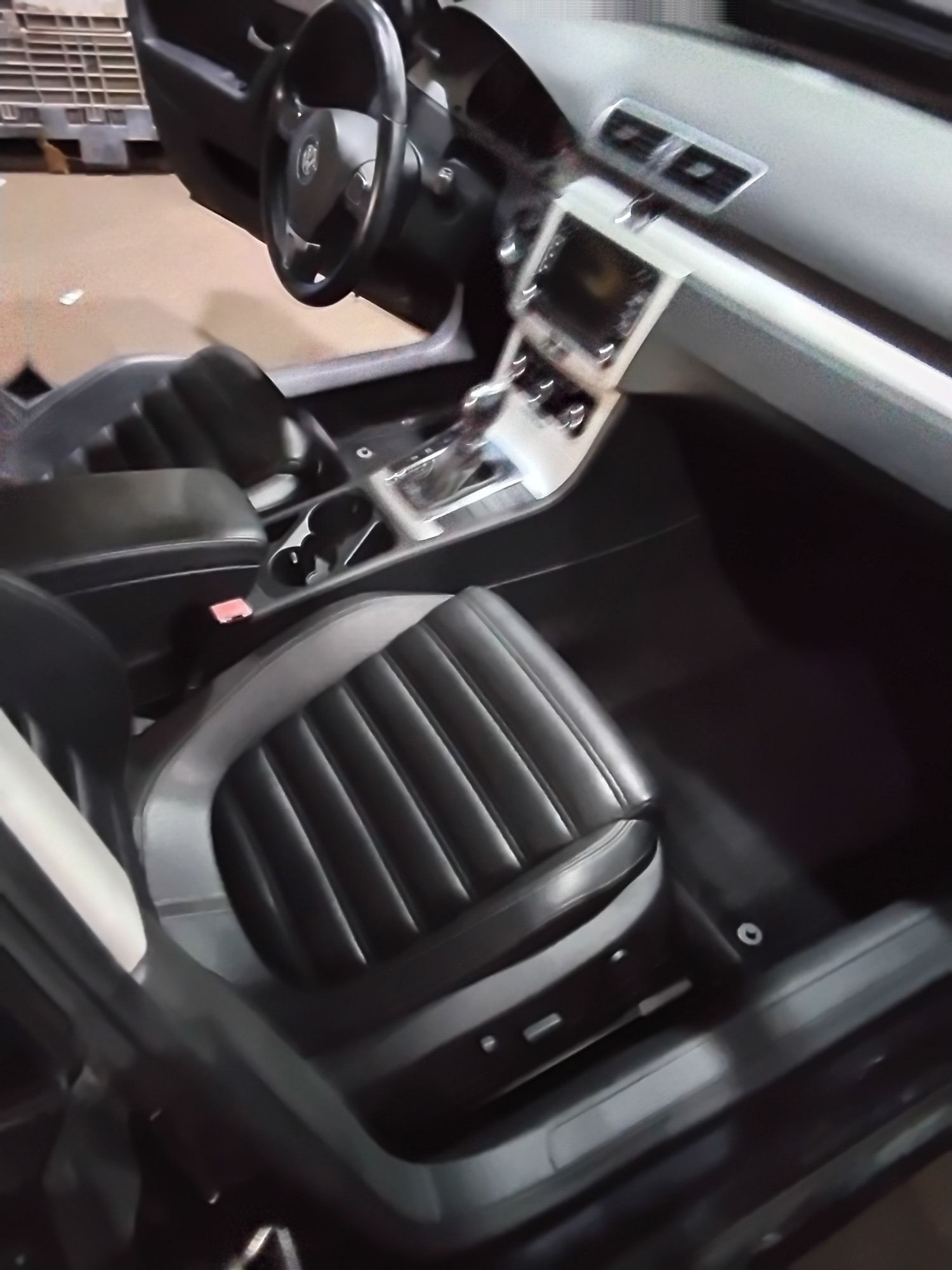 2012 VOLKSWAGEN CC - Image 7