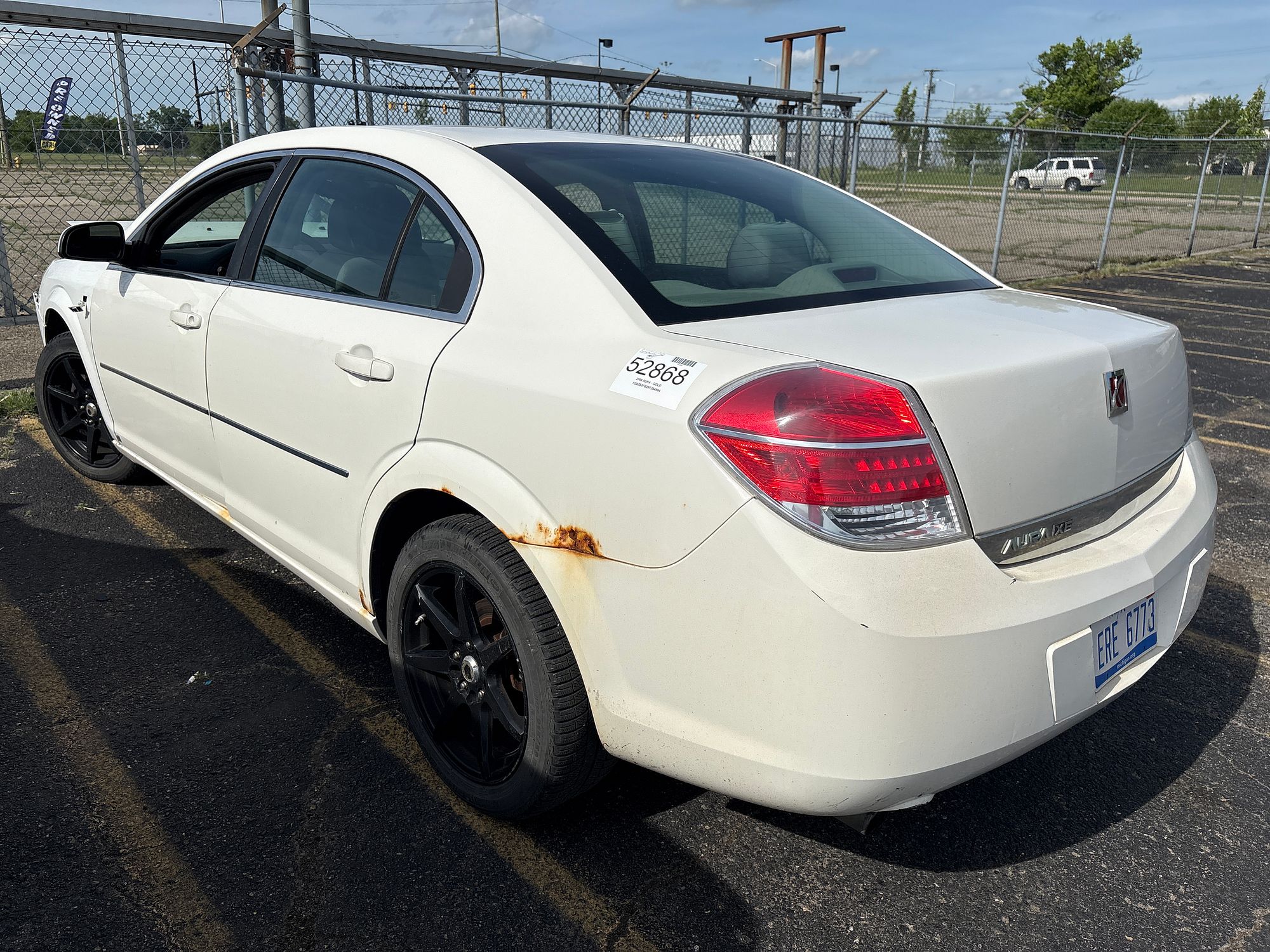 2008 SATURN AURA - Image 4