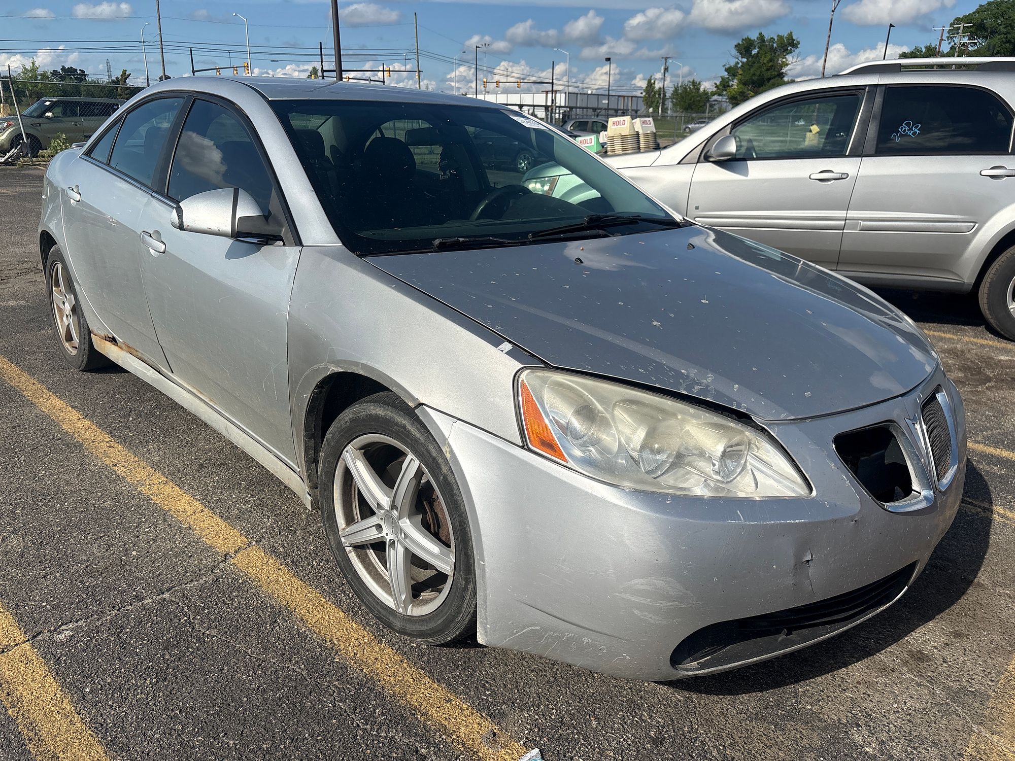 2010 PONTIAC G6 - Image 2