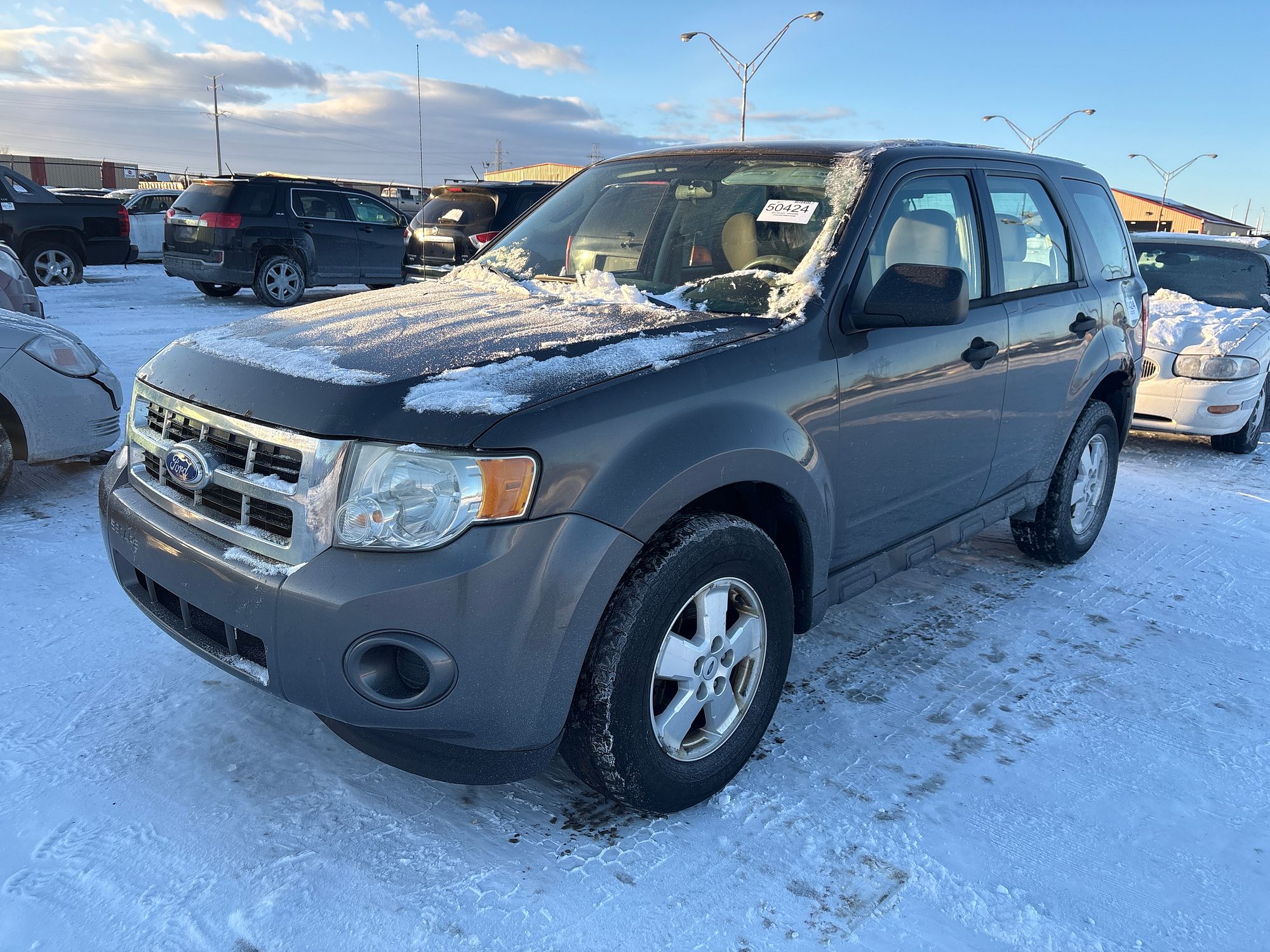 2011 FORD ESCAPE - Image 1