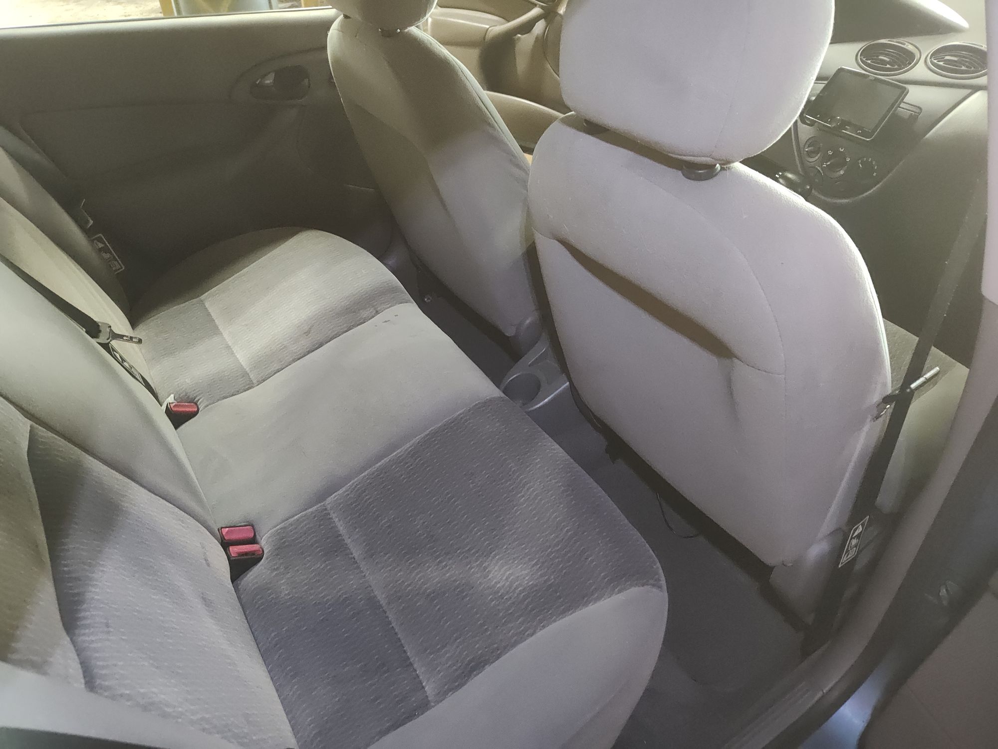 2001 FORD FOCUS - Image 6