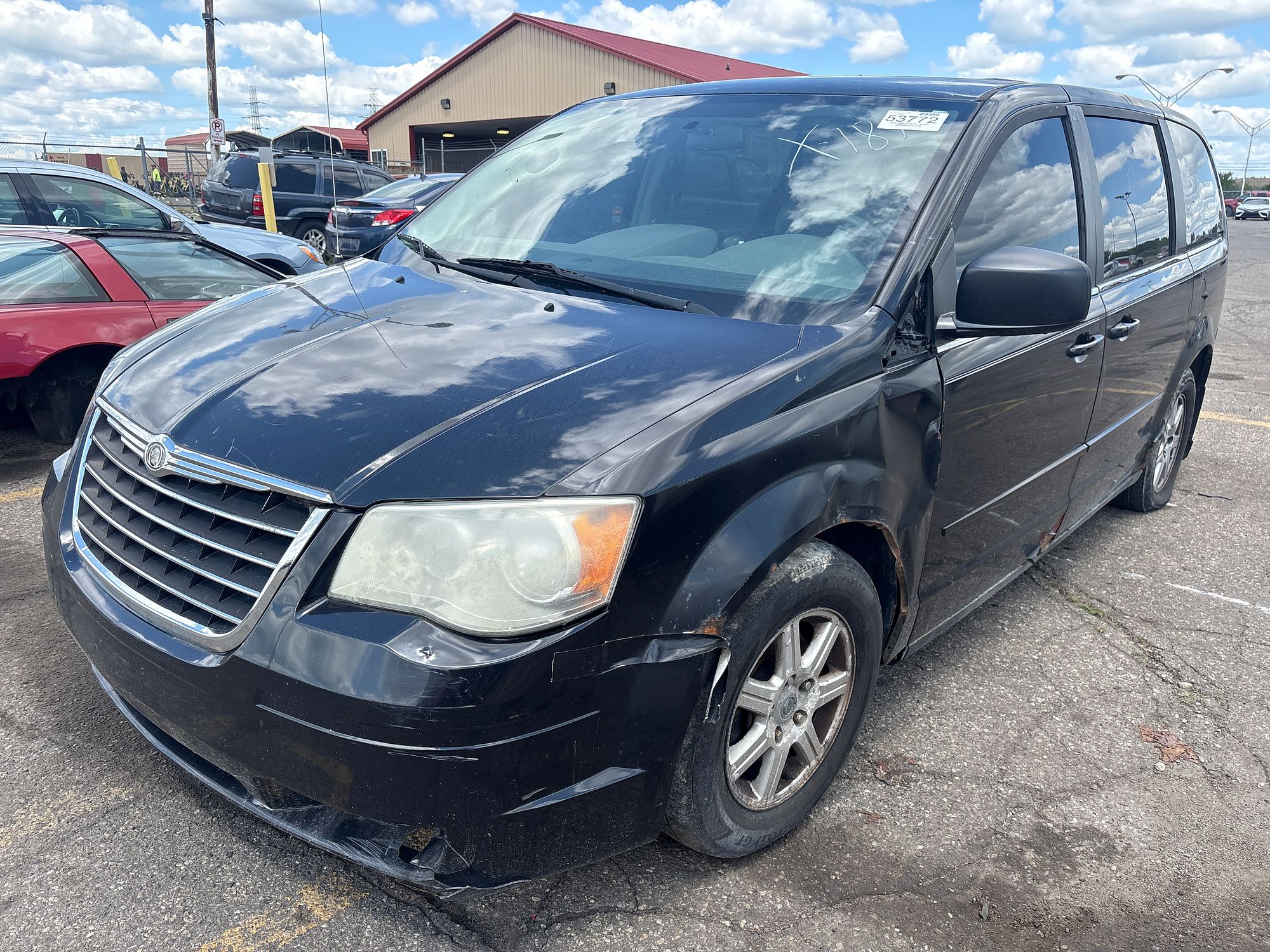 2010 CHRYSLER TOWN COUNTRY - Image 1