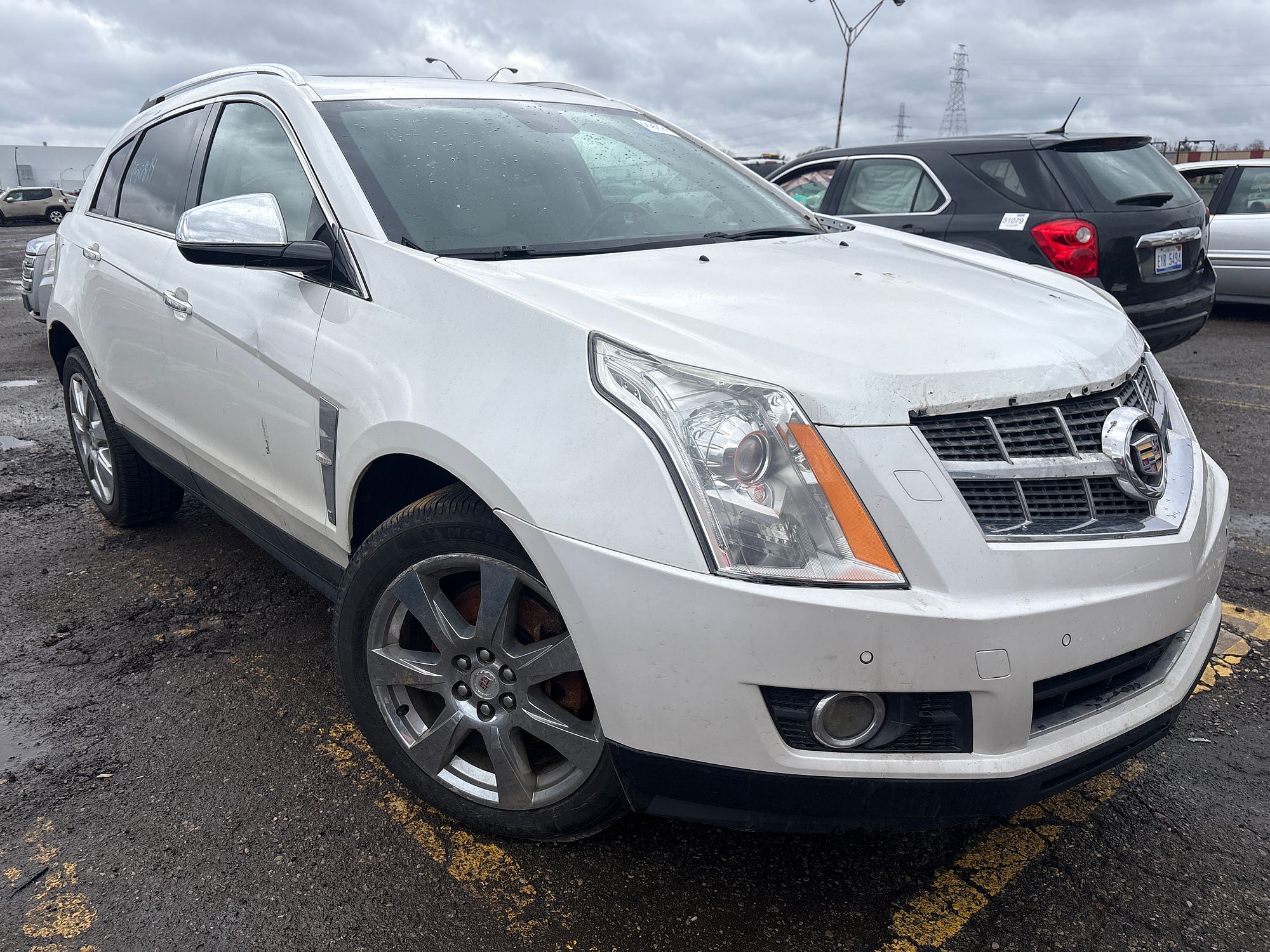 2010 CADILLAC SRX - Image 2